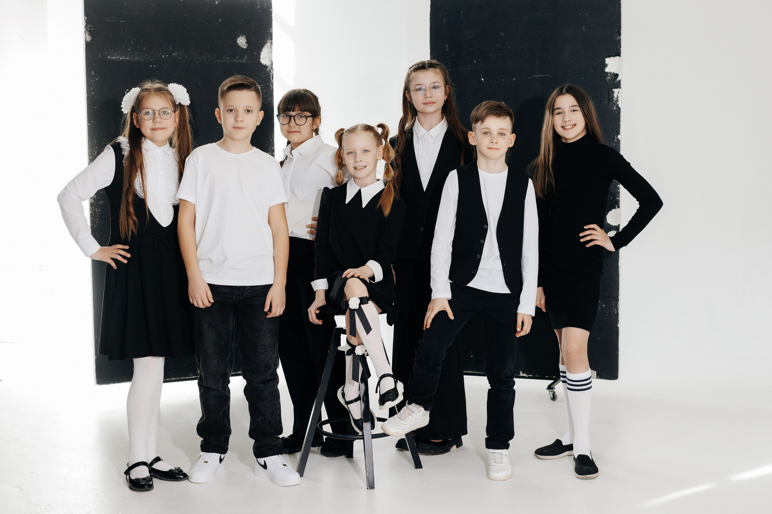 Студийная фотосессия для 4 класса