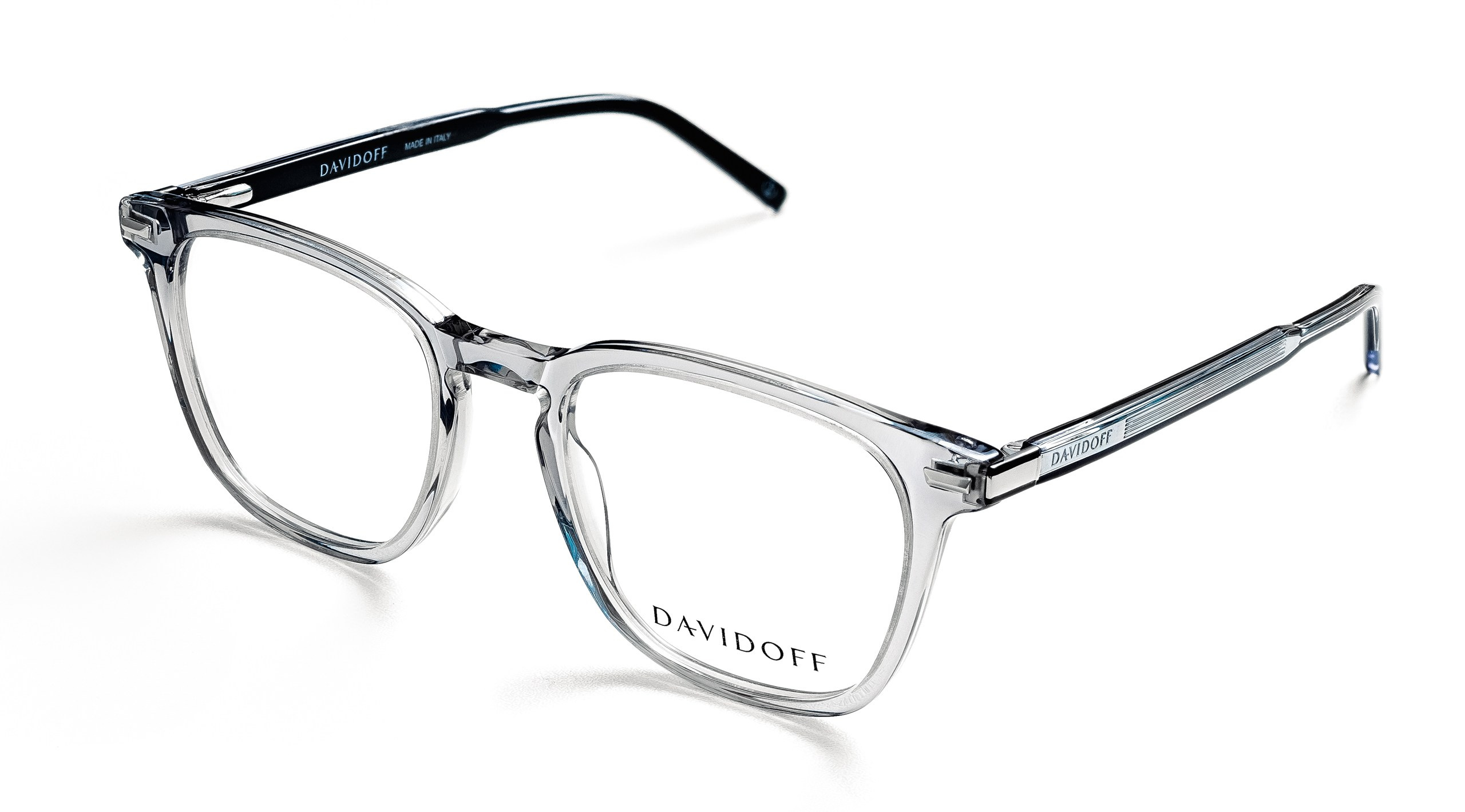 Очки на белом фоне съемка Казань