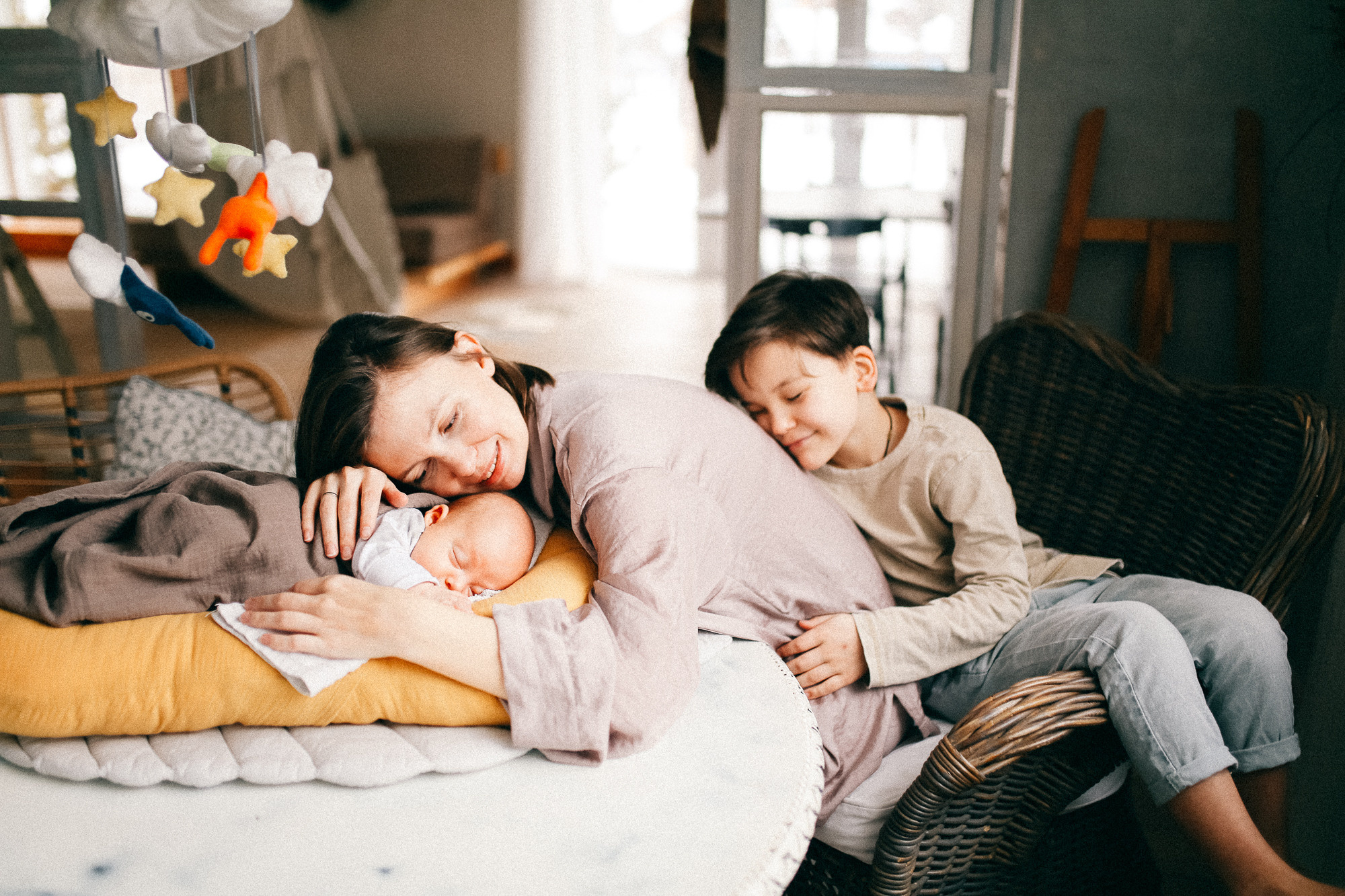 На ладонях. Соня Черных (sophieblack)