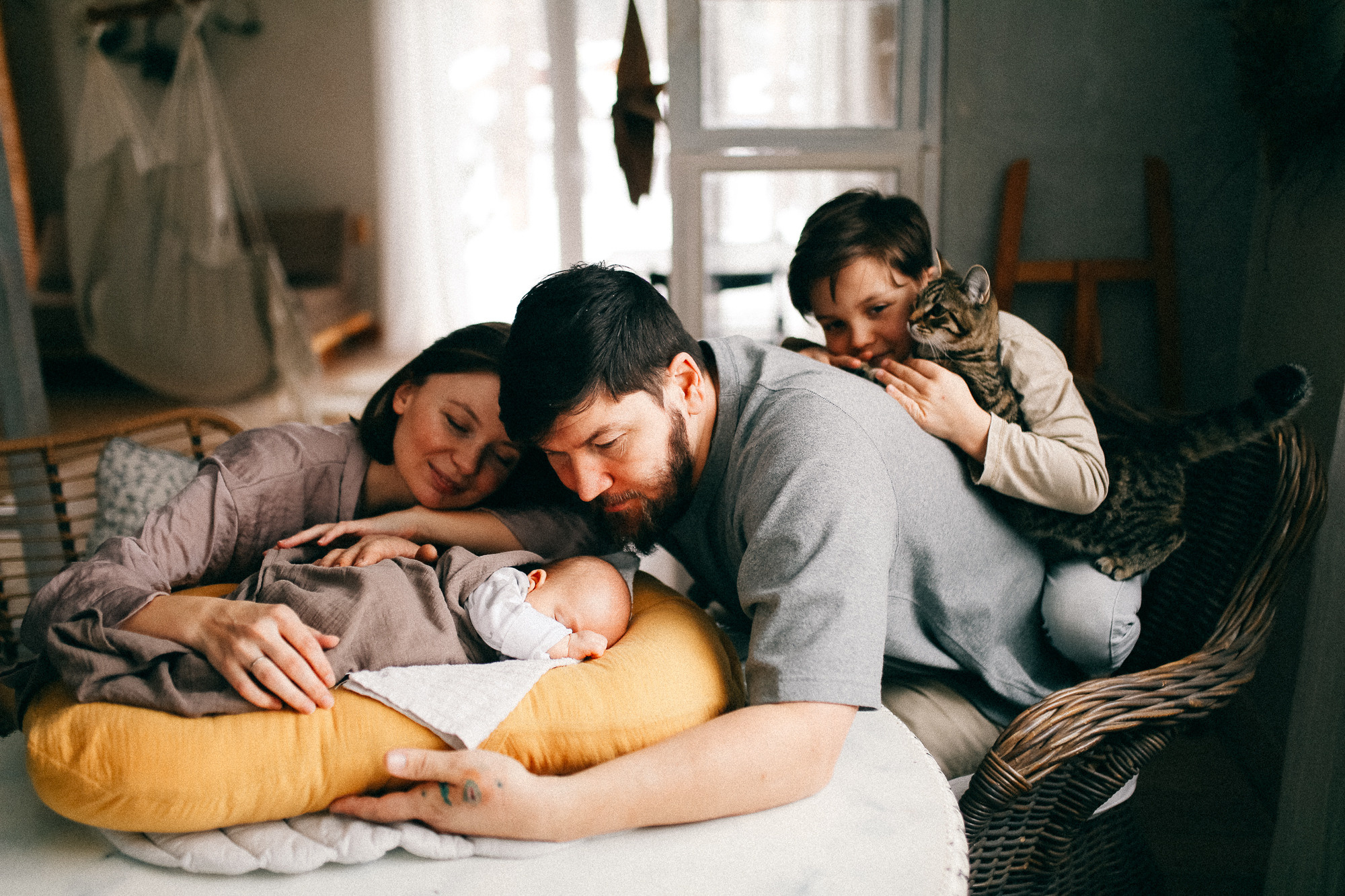 На ладонях. Соня Черных (sophieblack)