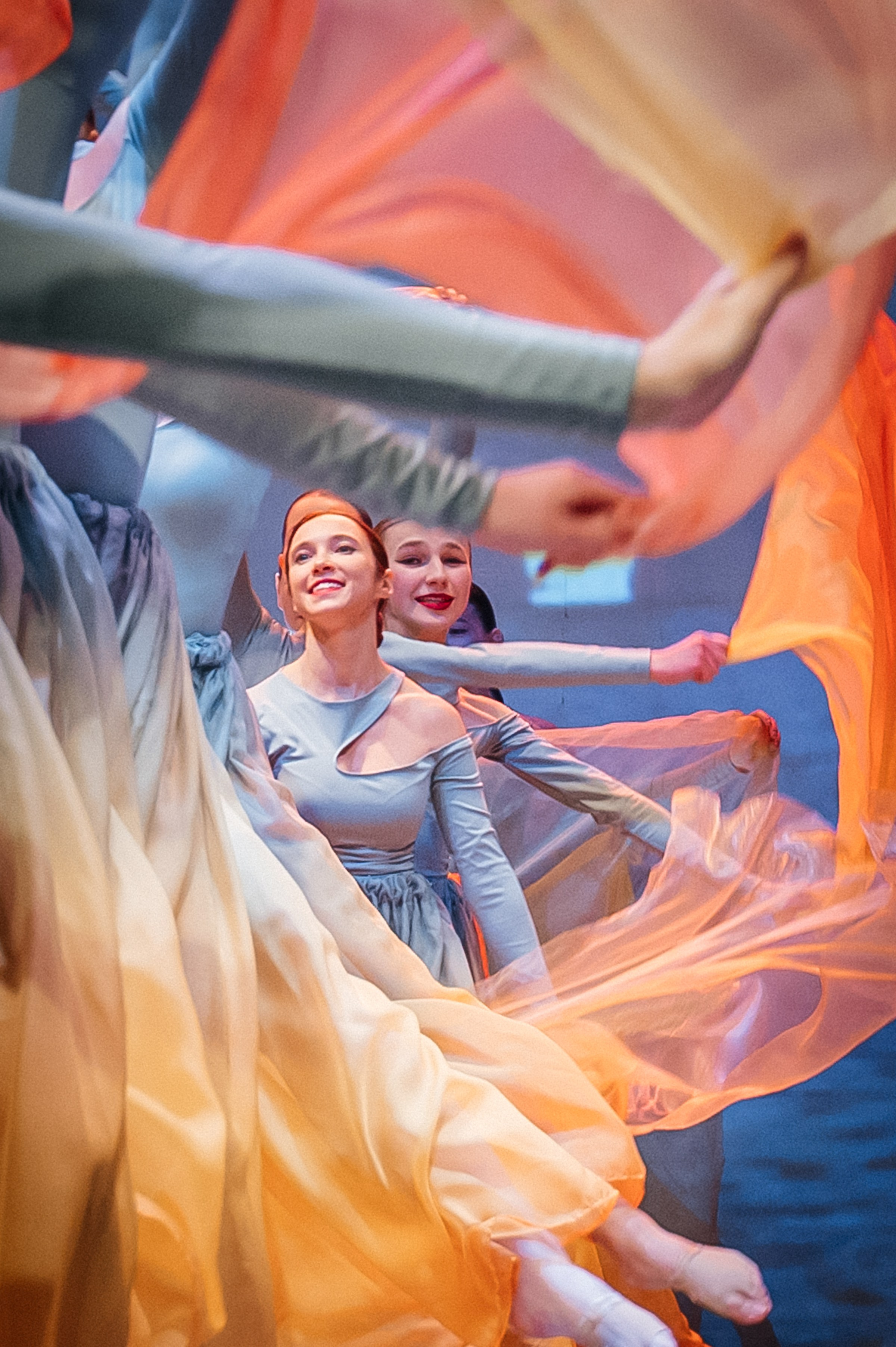 Танцы. Фотограф Елена Рогашкова