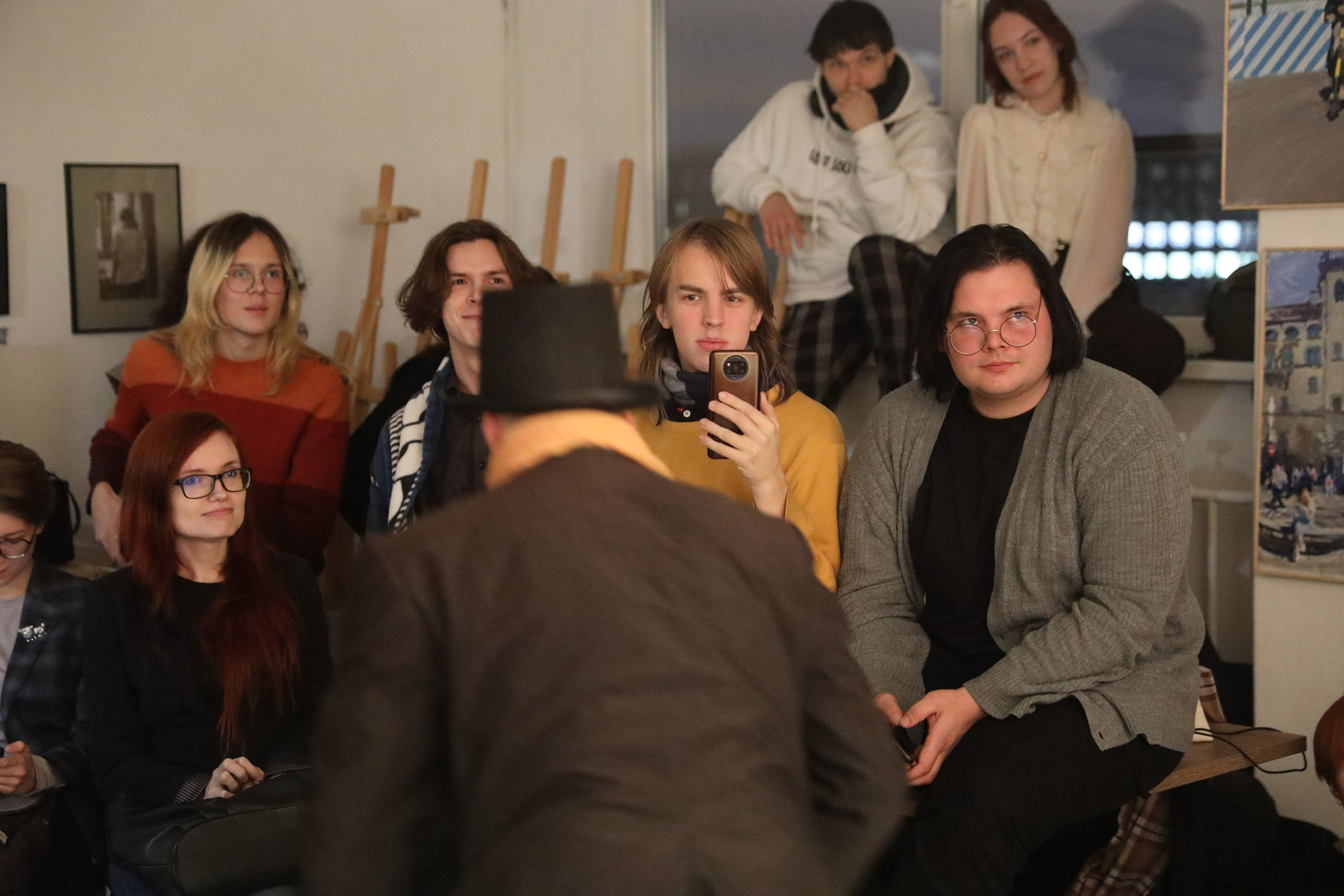 Поэтический вечер. Творческое пространство в Санкт-Петербурге