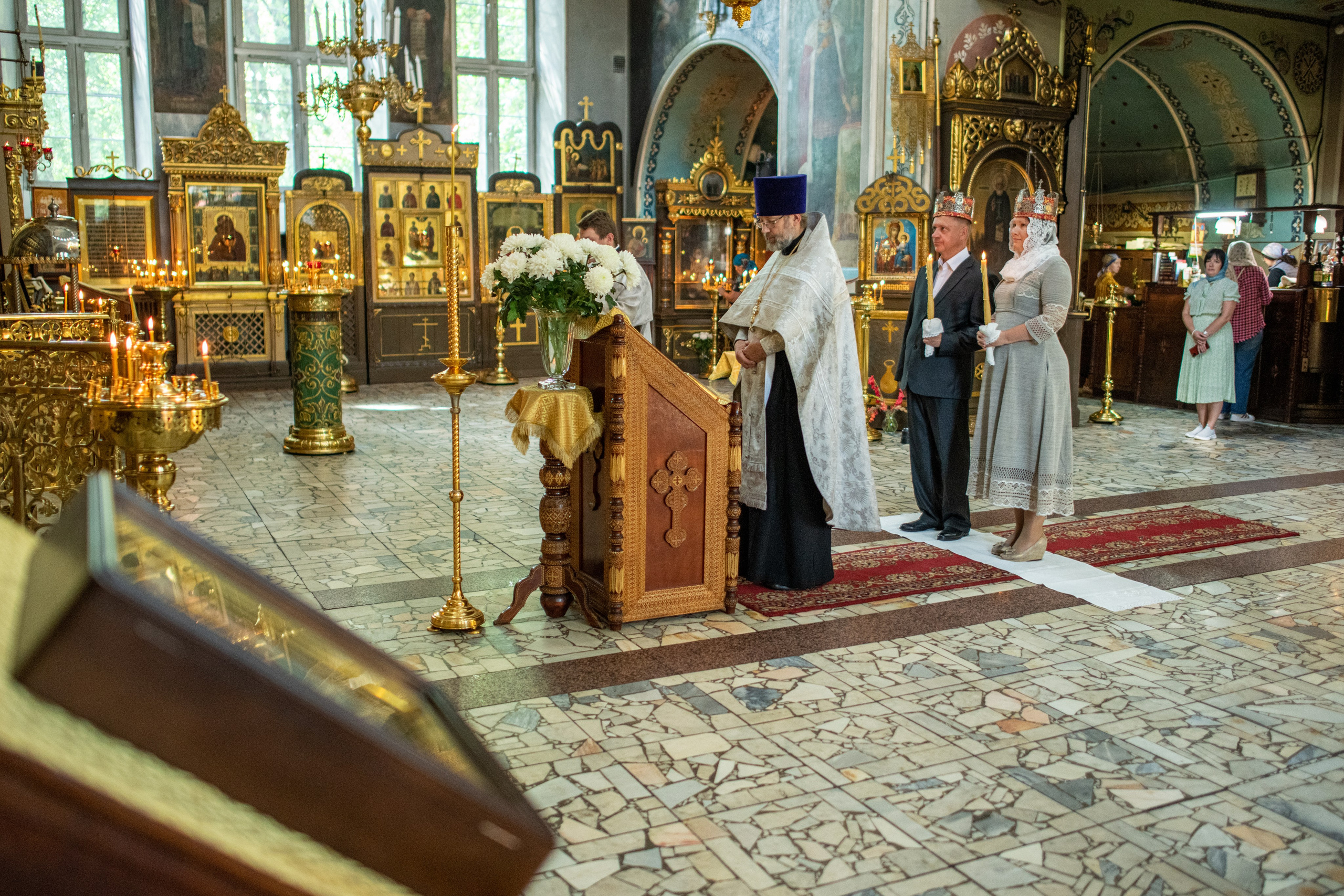 Венчание Натальи и Виктора в Храме Адриана и Натальи в Бабушкине. Фотограф Крещения и Венчания в Москве и МО
