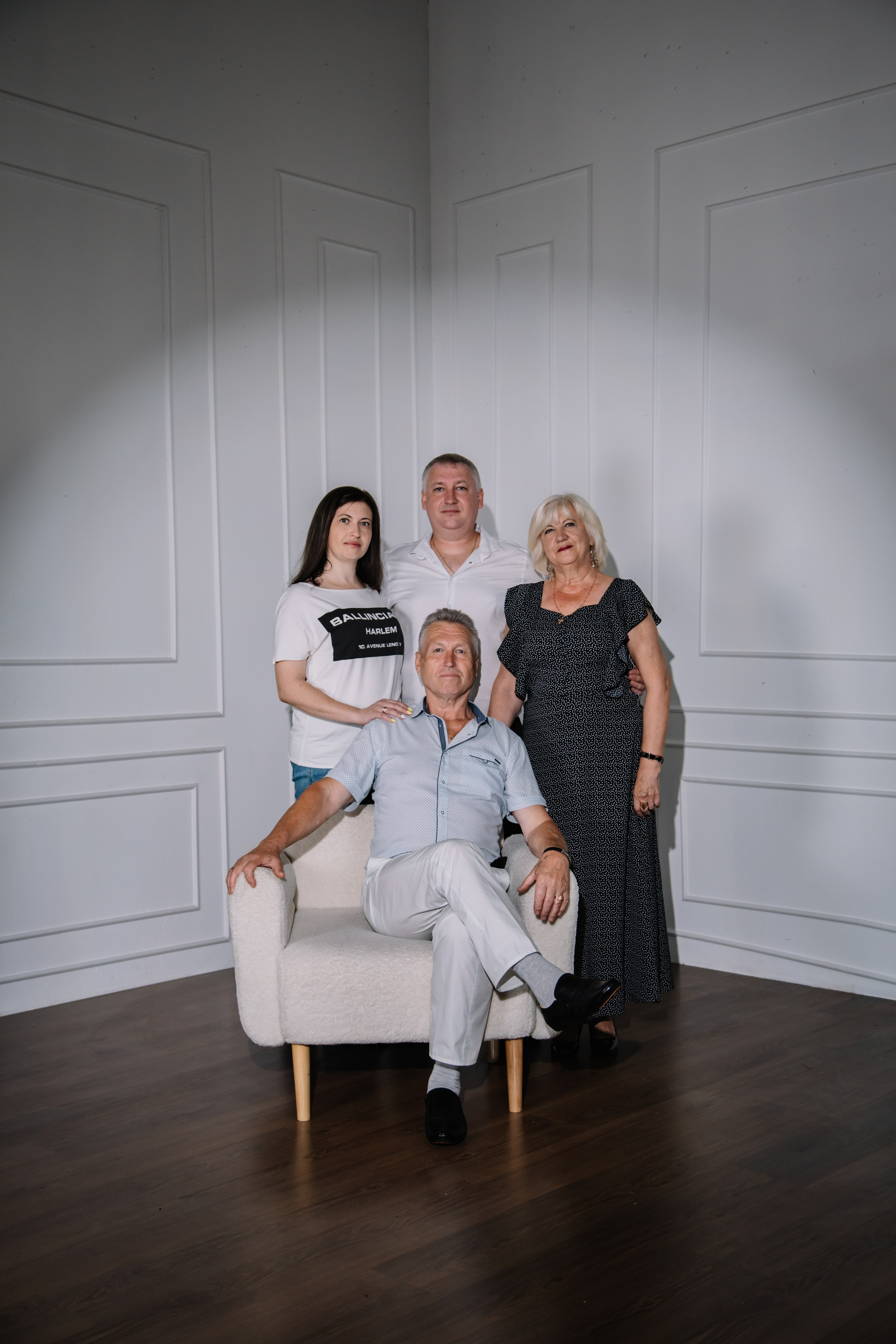 СТУДИЙНАЯ СЕМЕЙНАЯ ФОТОСЕССИЯ. Семейный фотограф в Сочи, Лоо, Дагомысе, Вардане Кучумова Олеся