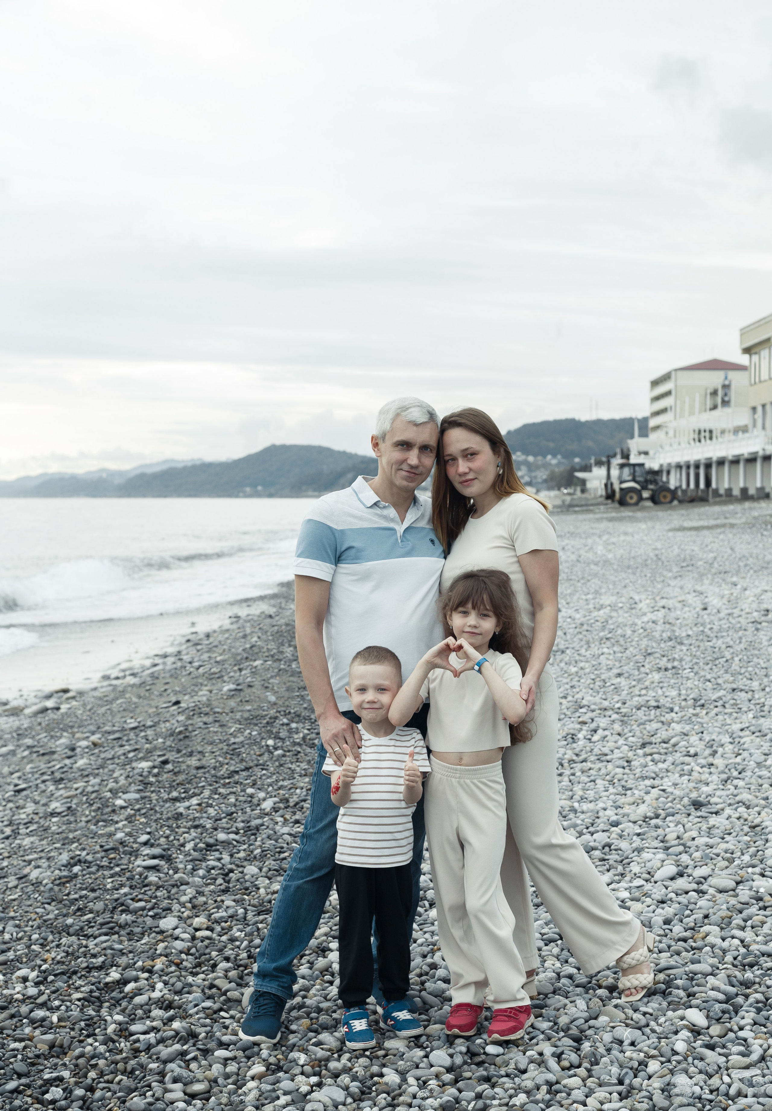 Пляж «Горный Воздух» в Лоо. Семейный фотограф в Сочи, Лоо, Дагомысе, Вардане Кучумова Олеся