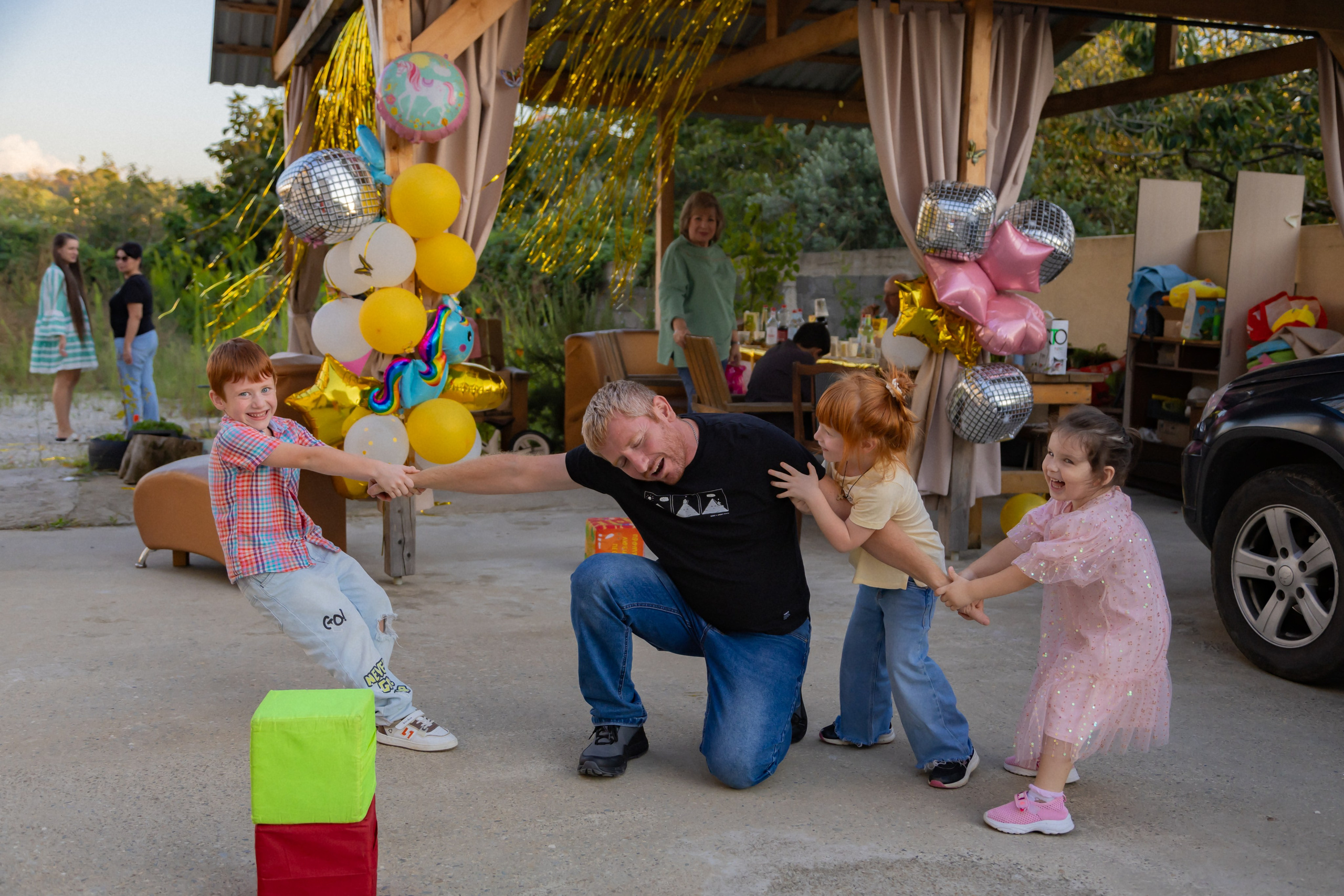 С днем рождения!. Семейный фотограф в Сочи, Лоо, Дагомысе, Вардане Кучумова Олеся