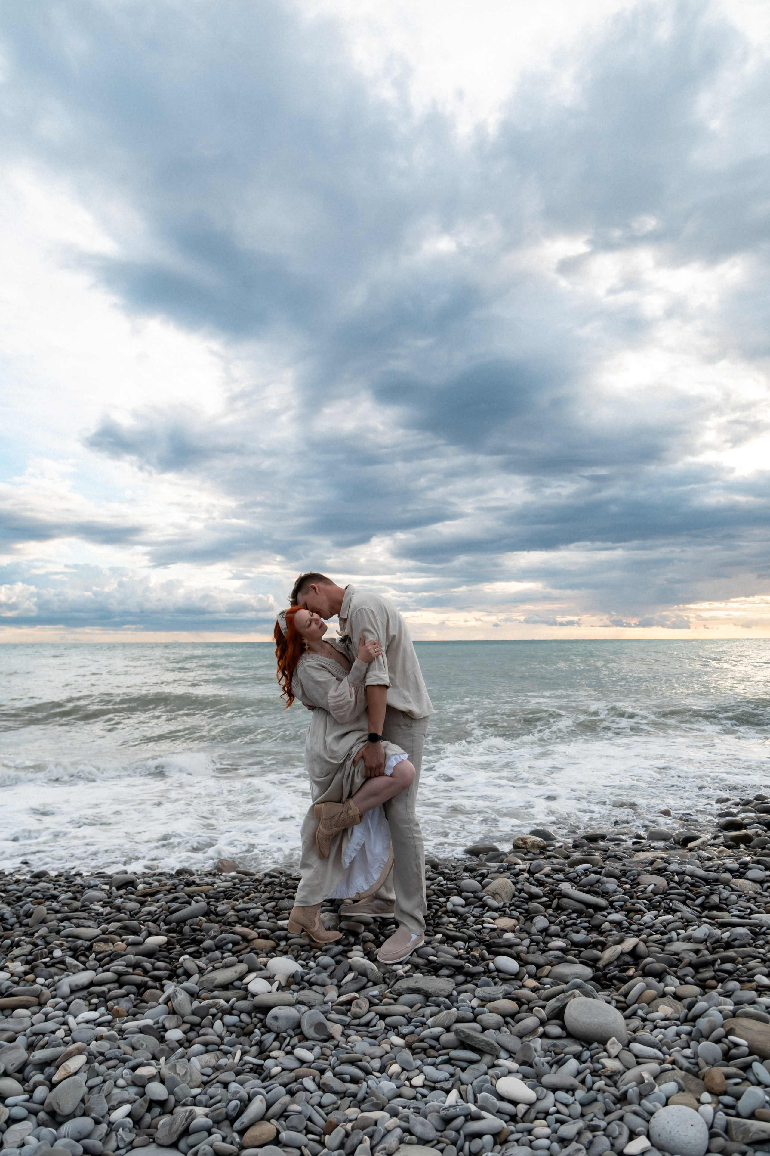 ЗАГС. Свадебное Love story у моря. Семейный фотограф в Сочи, Лоо, Дагомысе, Вардане Кучумова Олеся