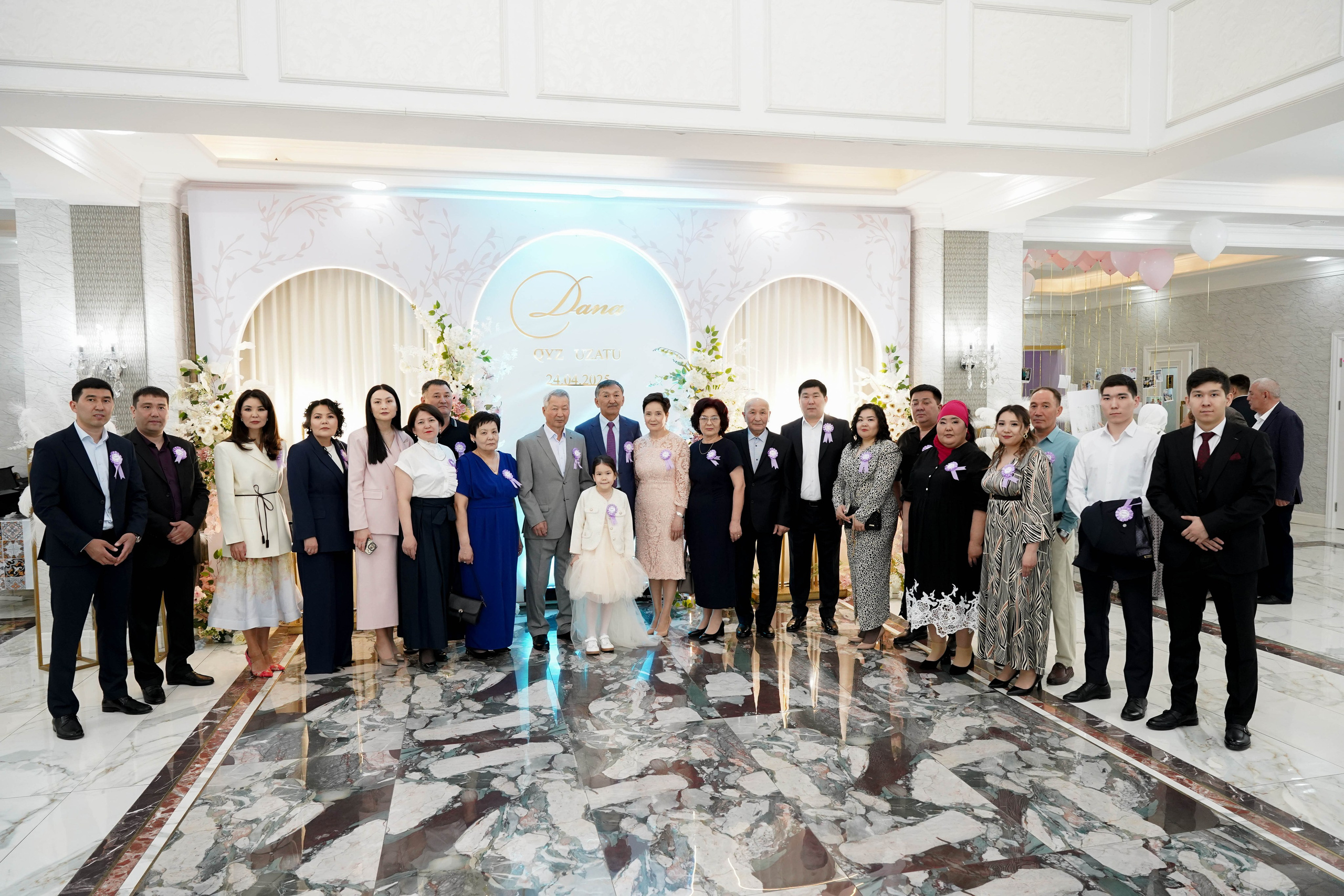 Dana uzatu. Фотограф Ернар Ержанов