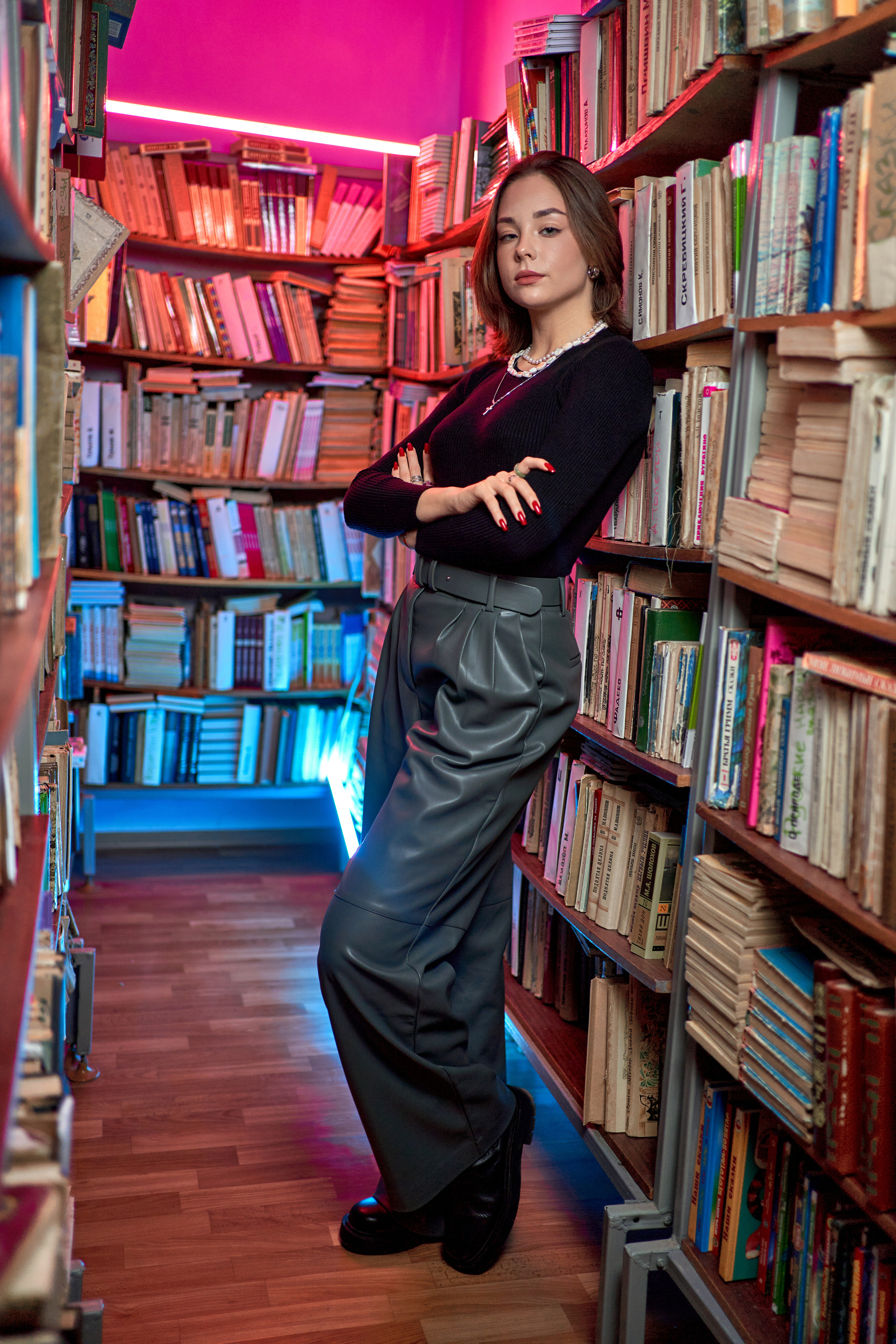 Ксения. Неон. Портретный и свадебный фотограф в Крыму Аввакумов Максим