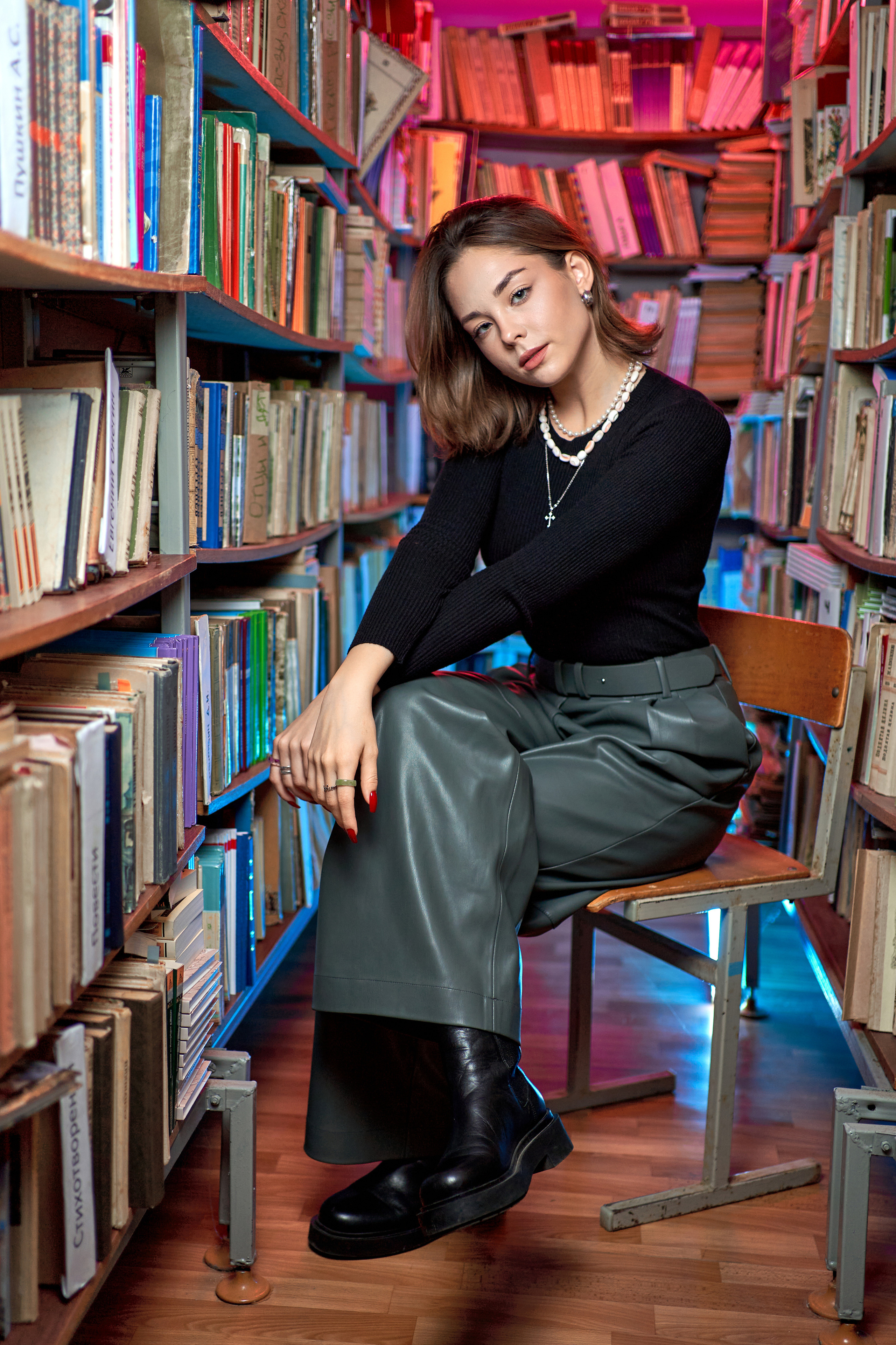 Ксения. Неон. Портретный и свадебный фотограф в Крыму Аввакумов Максим