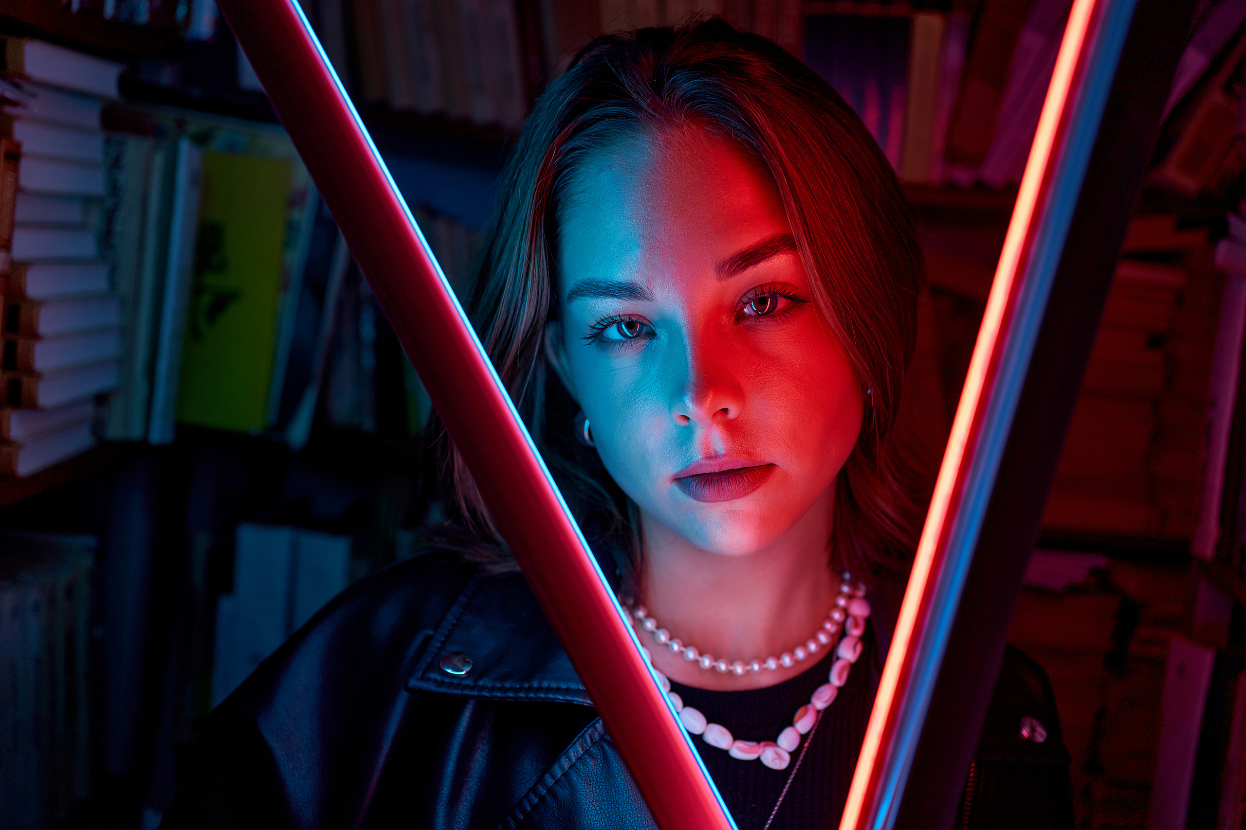 Ксения. Неон. Портретный и свадебный фотограф в Крыму Аввакумов Максим