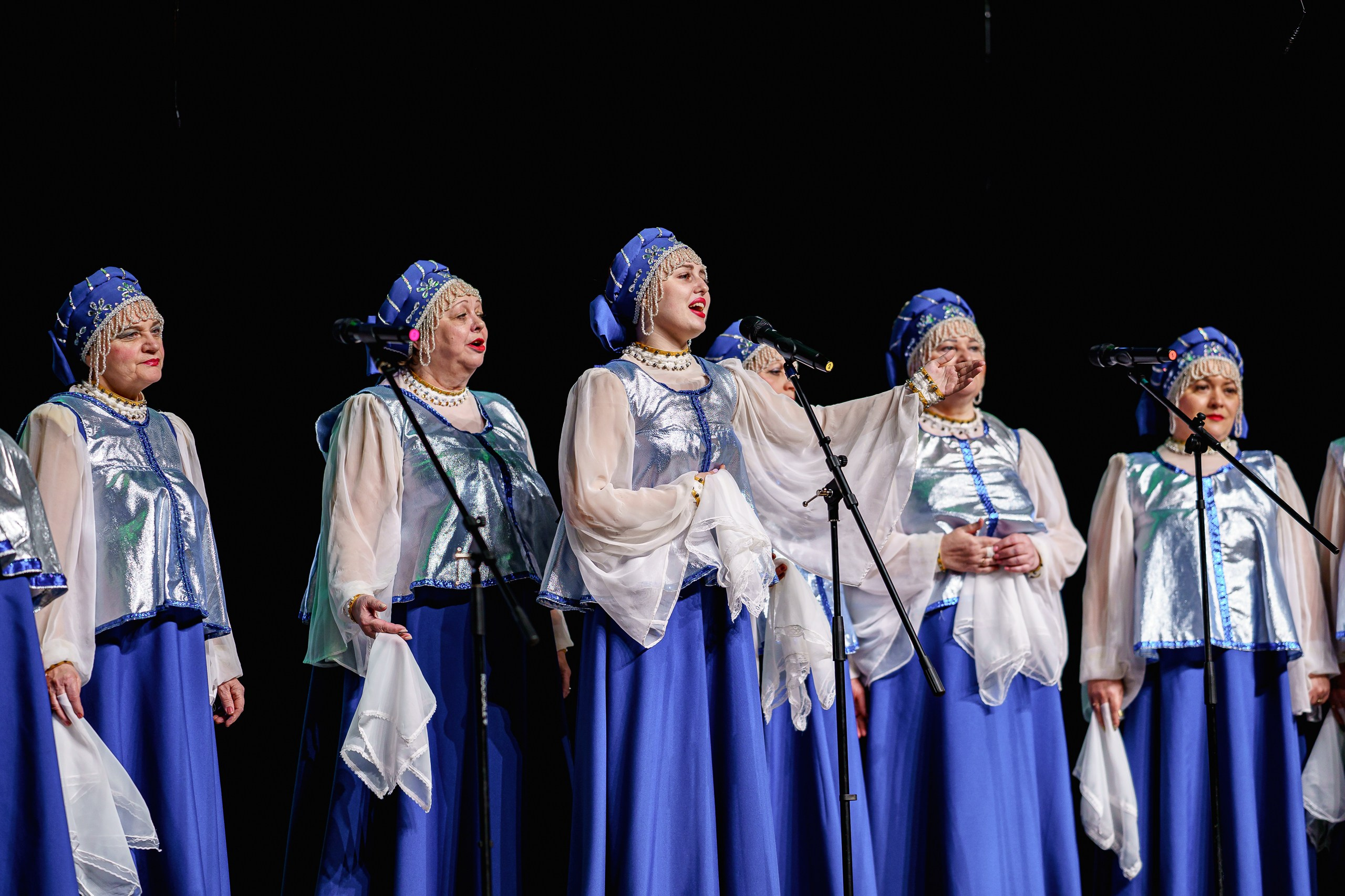 Гала-концерт XXXIII Регионального фестиваля солдатской и патриотической песни «Защитники Отечества». Портретный и репортажный фотограф в Воронеже: Анастасия Пузикова