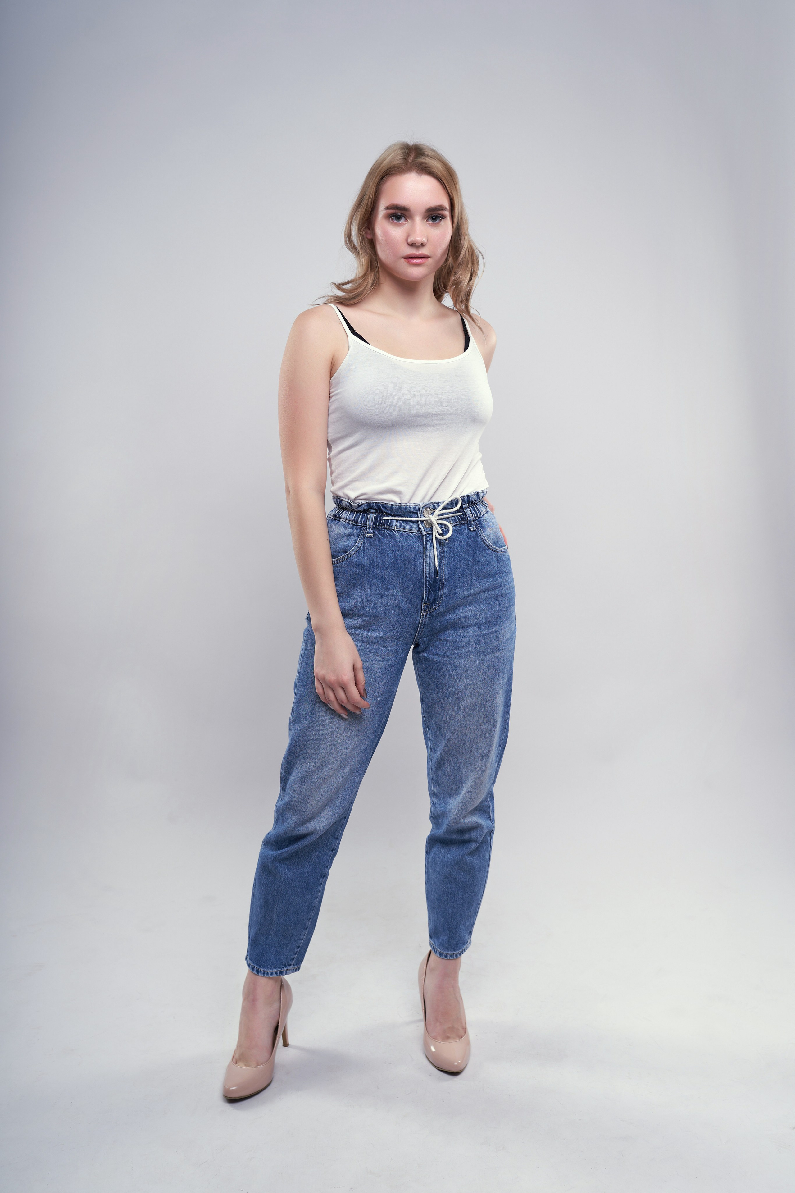 Модельные тесты в Москве – Профессиональные фото для модельного портфолио | AkselPhoto. Фотограф в Москве (ЮВАО ВАО СВАО)