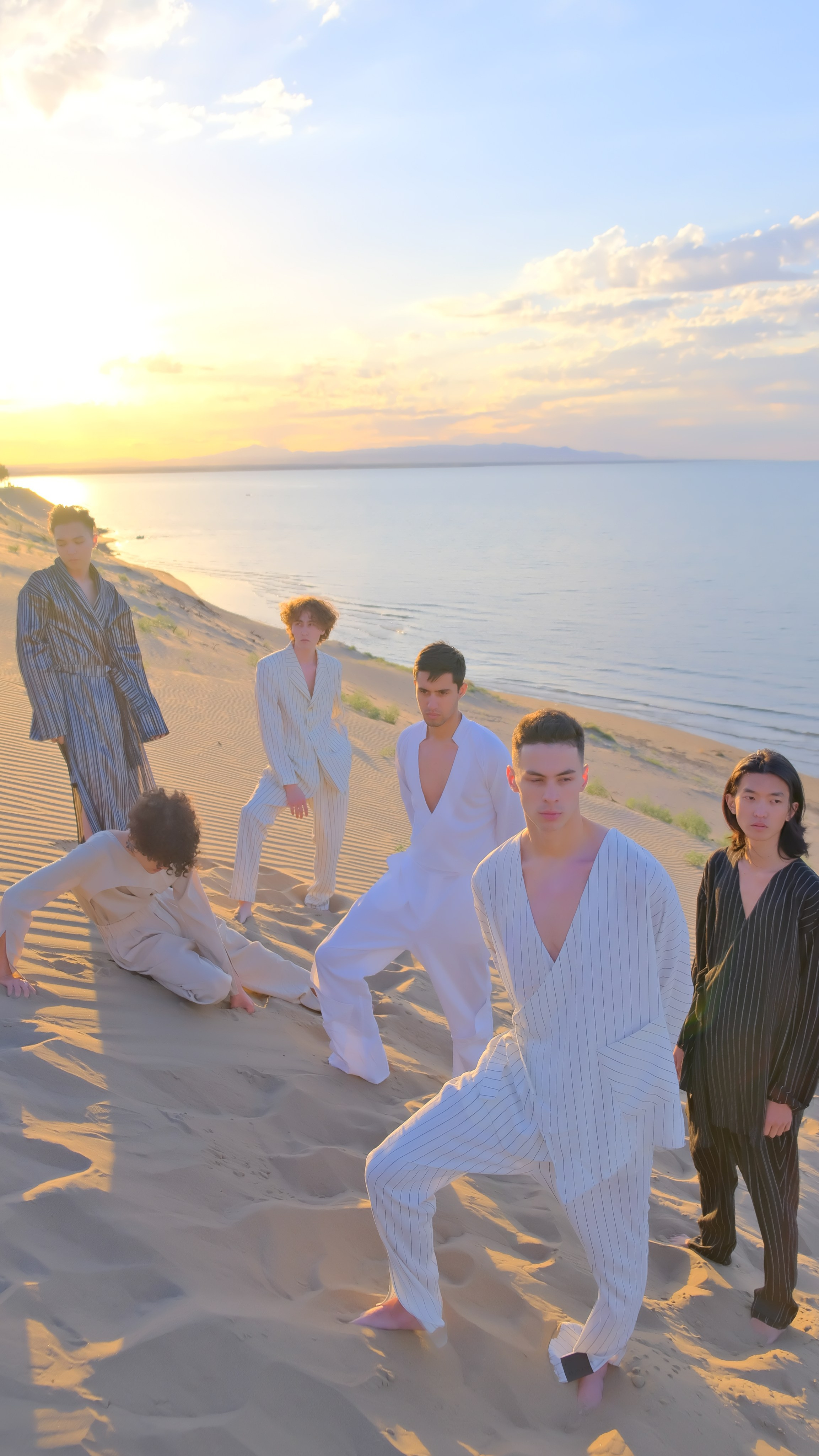 Портреты. Портреты и репортажные съемки с душой: ваш уникальный момент в объективе Руфата, профессионального фотографа Алматы