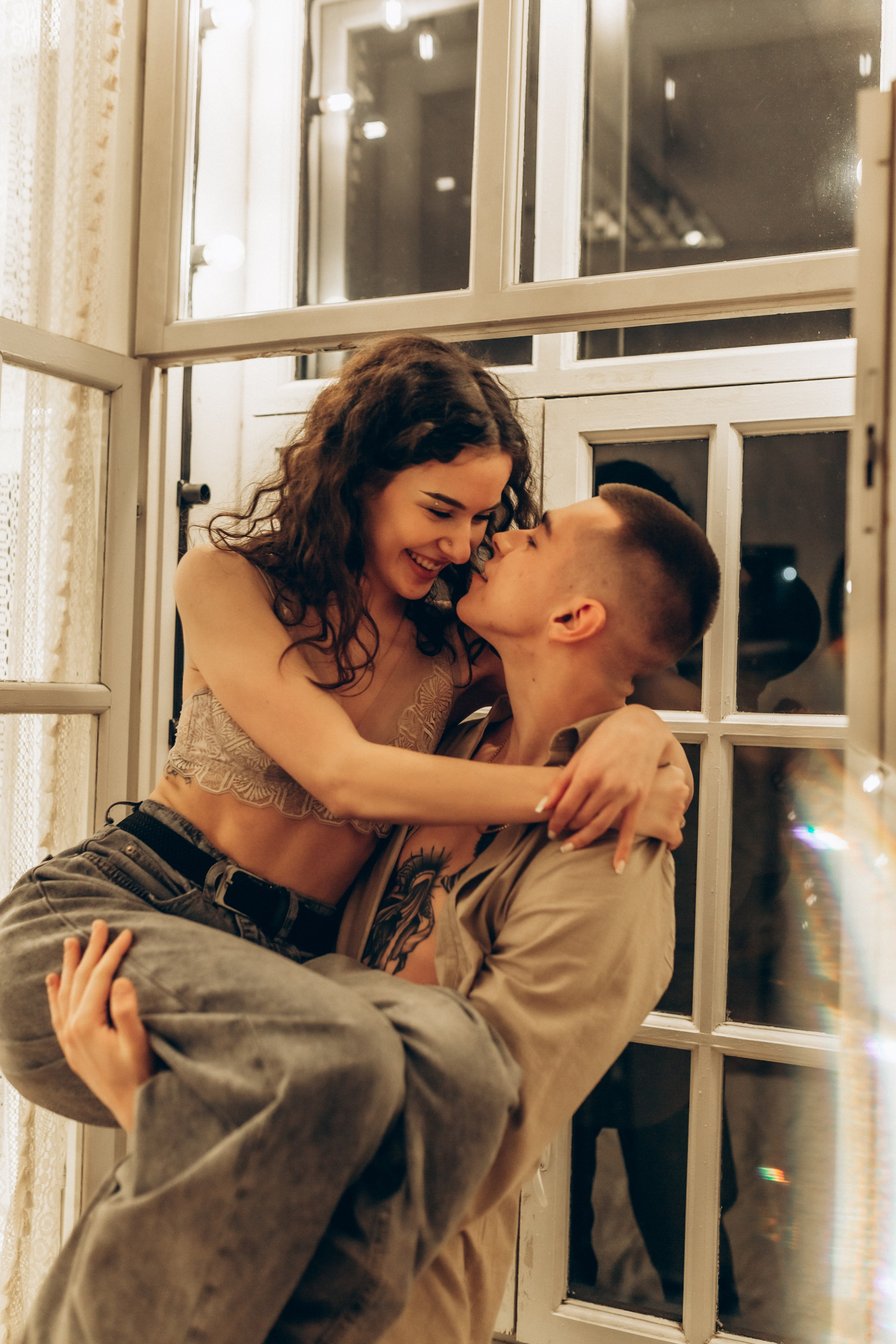 LoveStory Никита и Лиза в студии. Фотограф Санкт-Петербург Князева Елизавета
