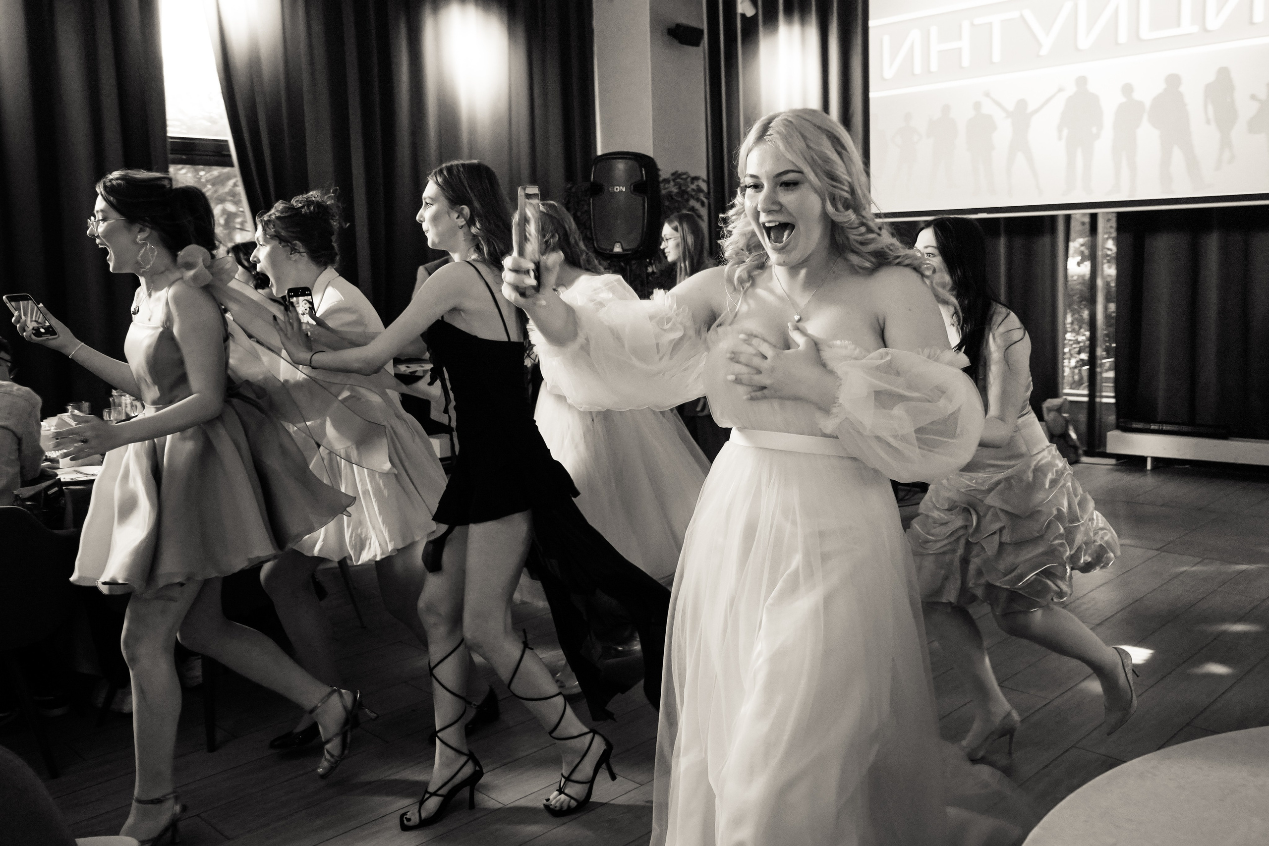 Выпускной вечер, гимназия № 40, 9 класс. Семейный и портретный фотограф в Екатеринбурге Анна Лобанова