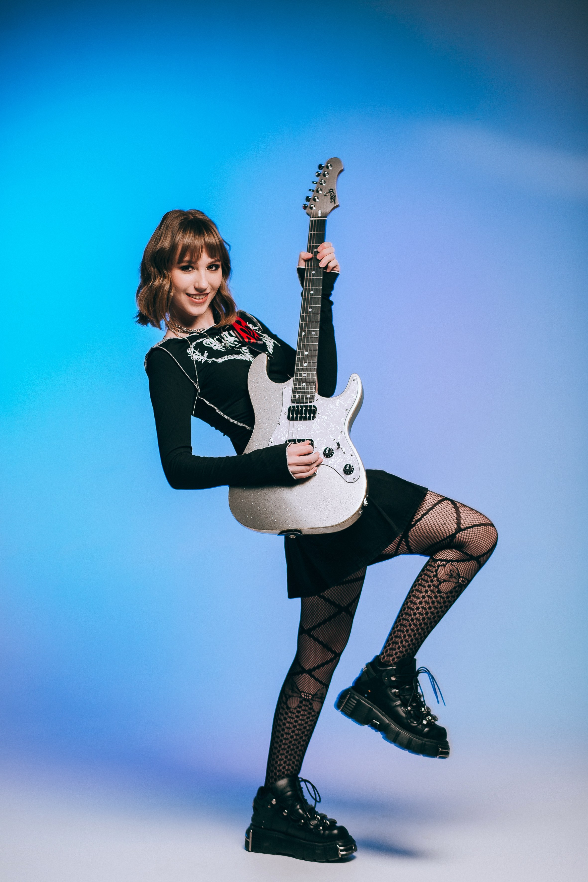 Рок-звезда_ съёмка для подростков. Выпускные альбомы Натальи Бутко: Новороссийск, Анапа, Геленджик