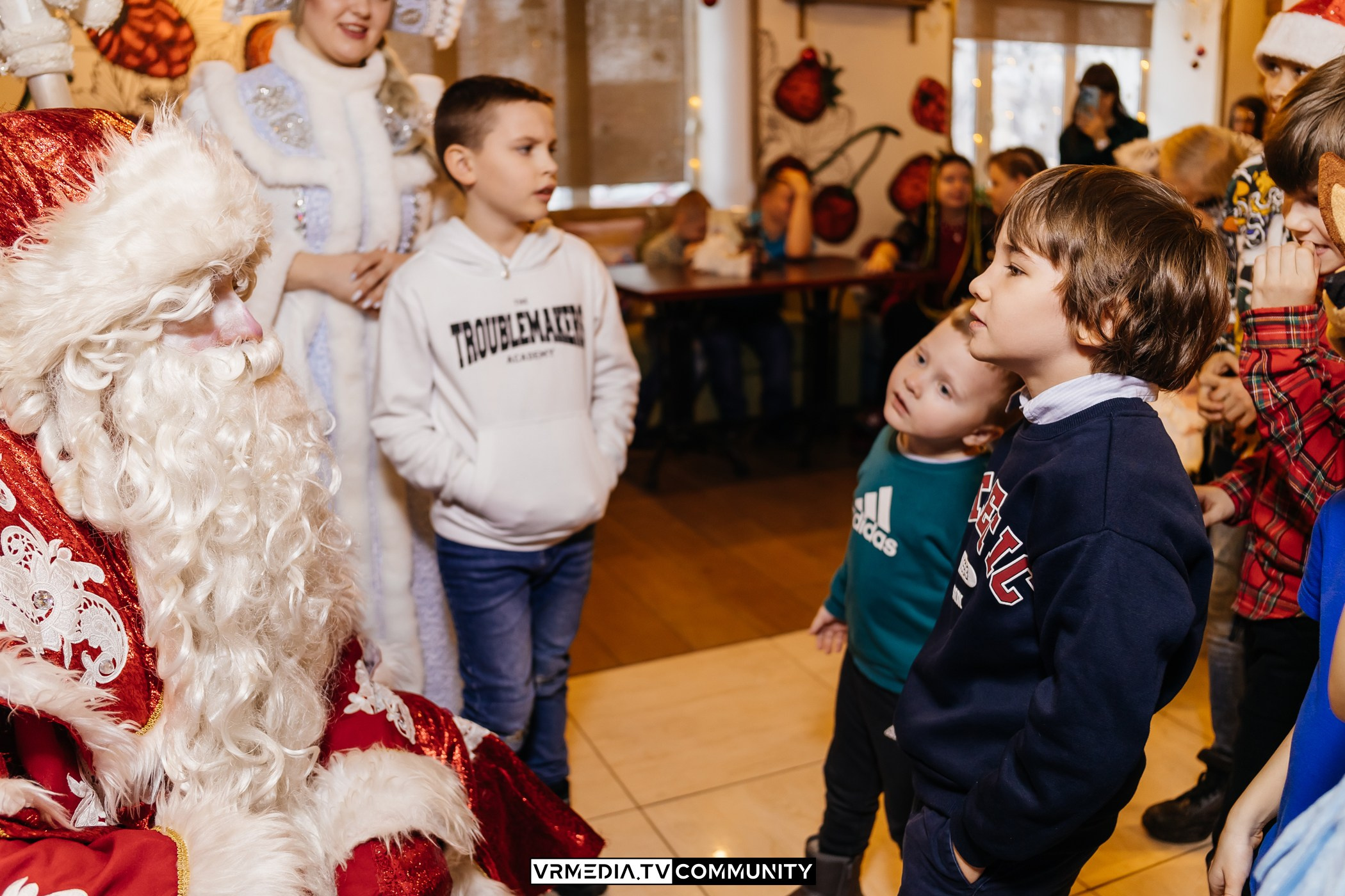 Новогодний вечер в кафе «КАмпот»