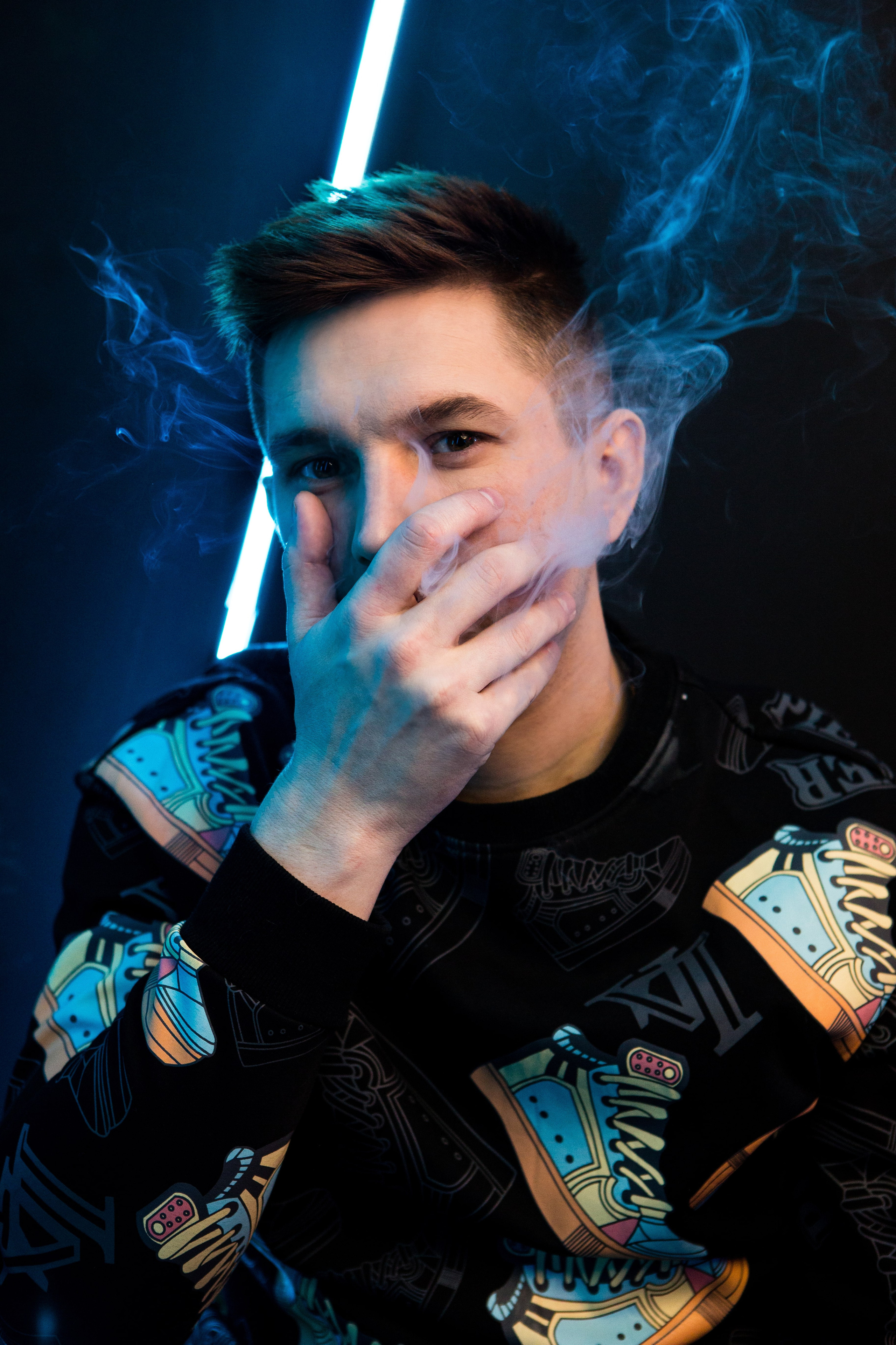 VLAD LIS | SINGER NEON. Фотограф Абакумова Анастасия