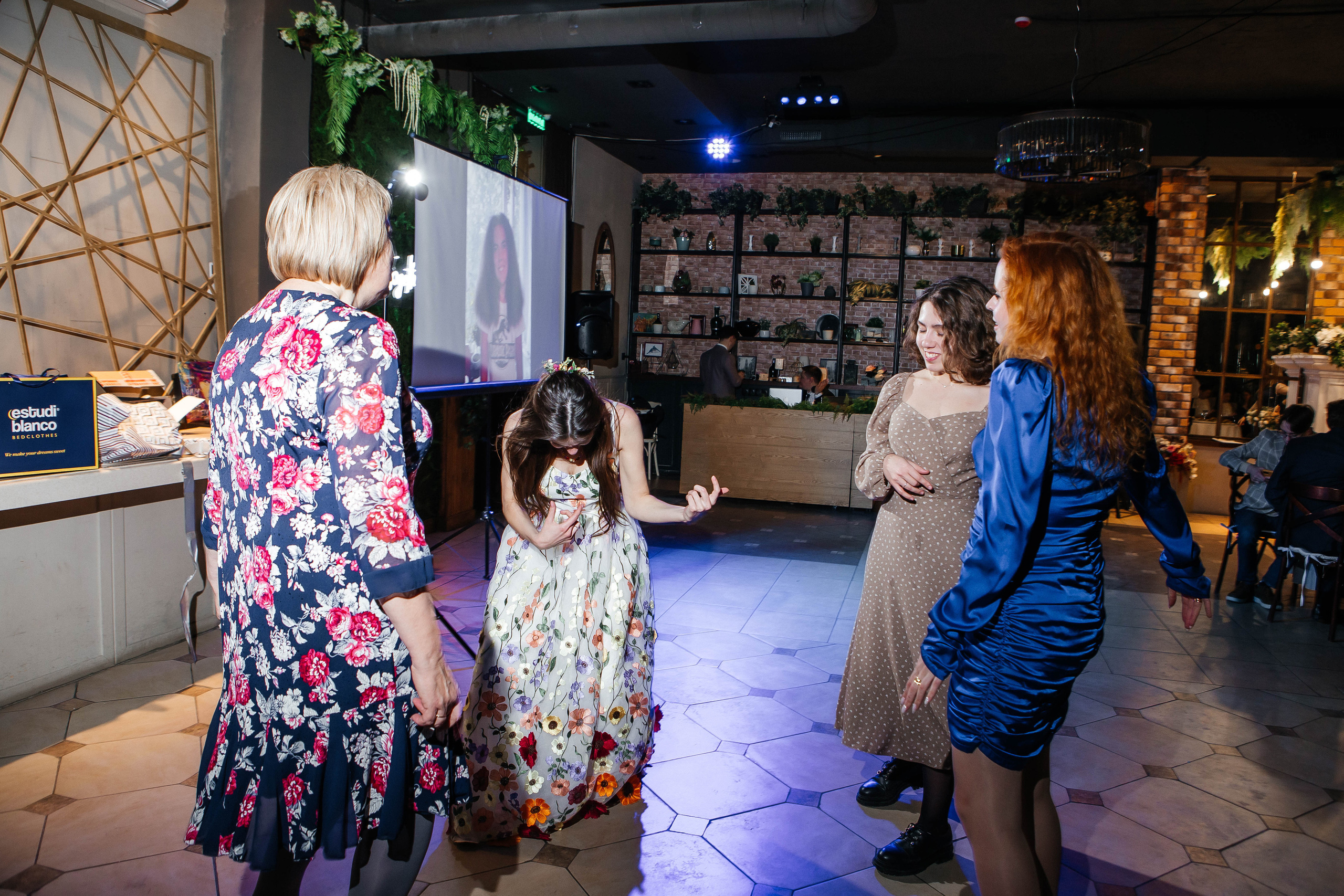 MARIA & NIKITA Банкет. Фотограф Абакумова Анастасия