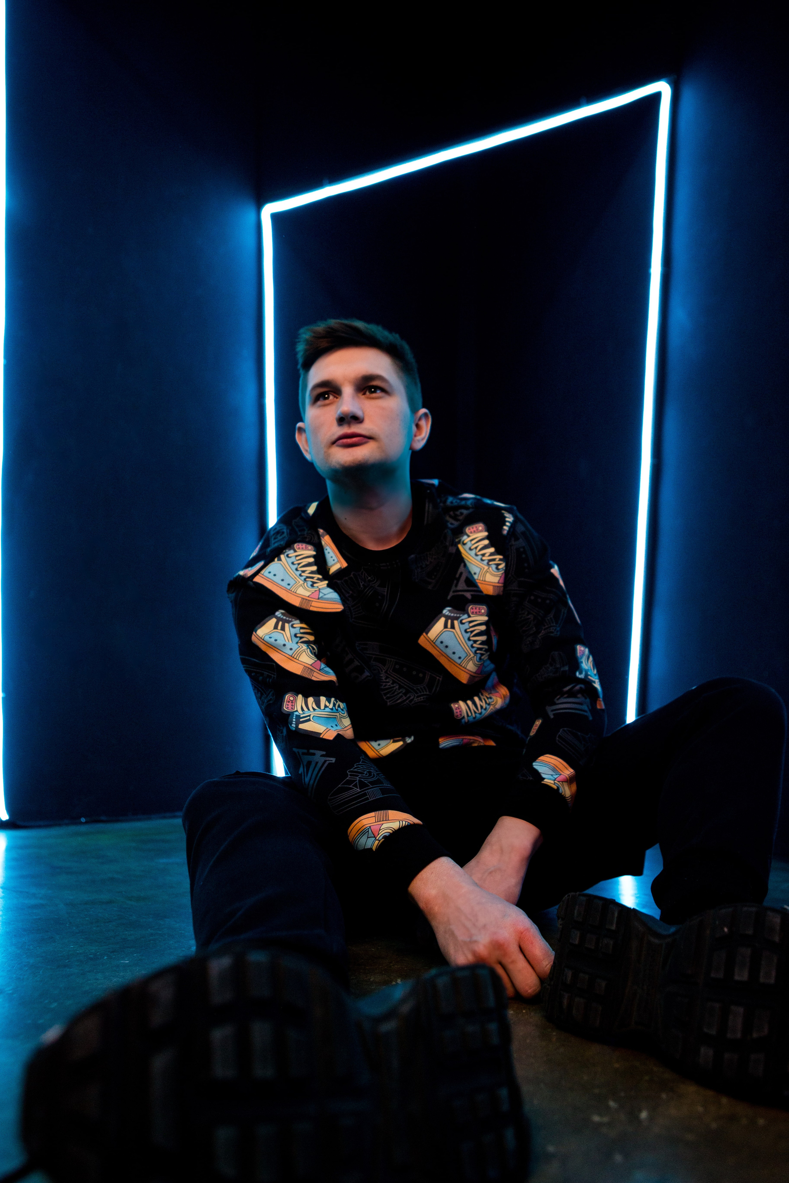 VLAD LIS | SINGER NEON. Фотограф Абакумова Анастасия