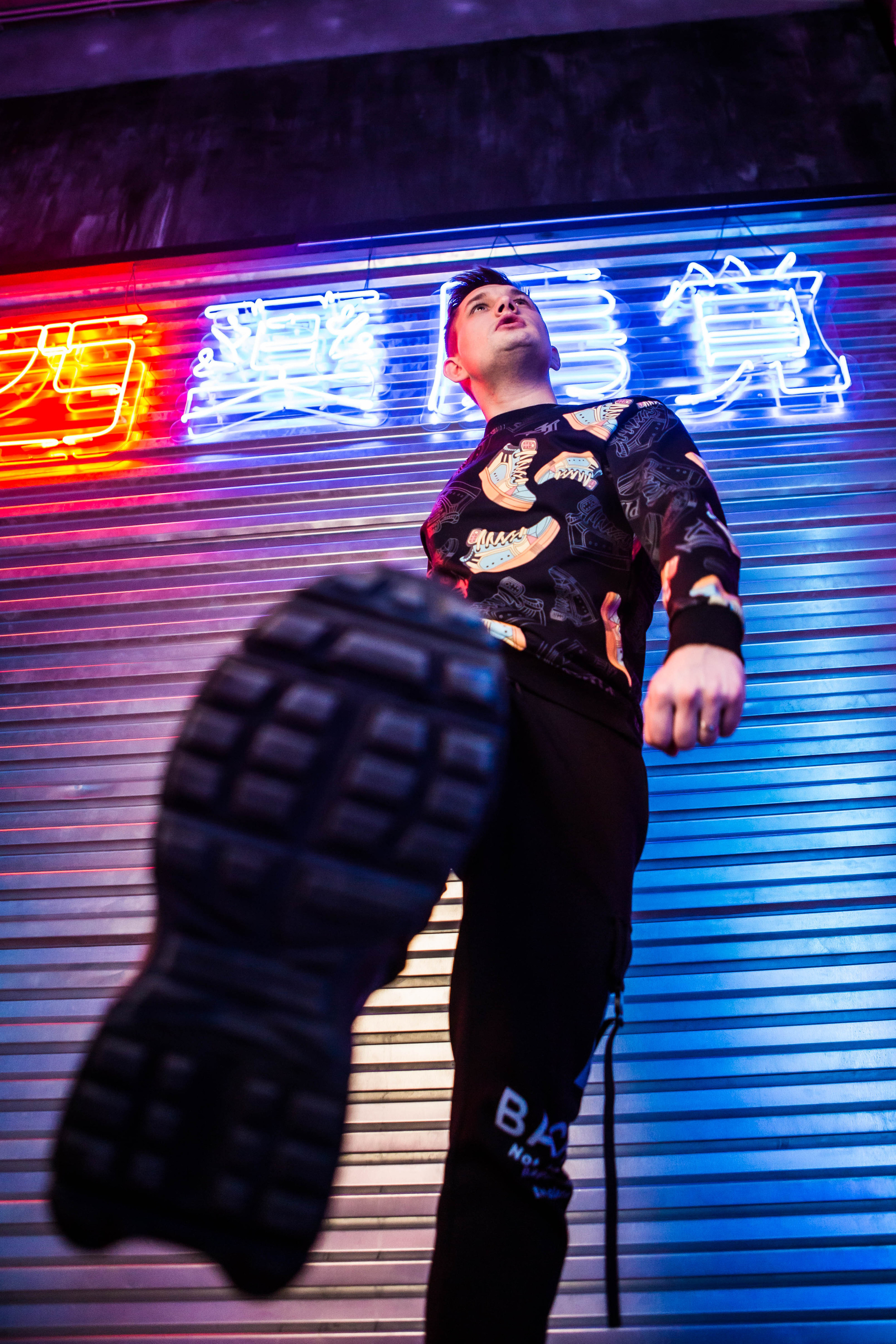 VLAD LIS | SINGER NEON. Фотограф Абакумова Анастасия