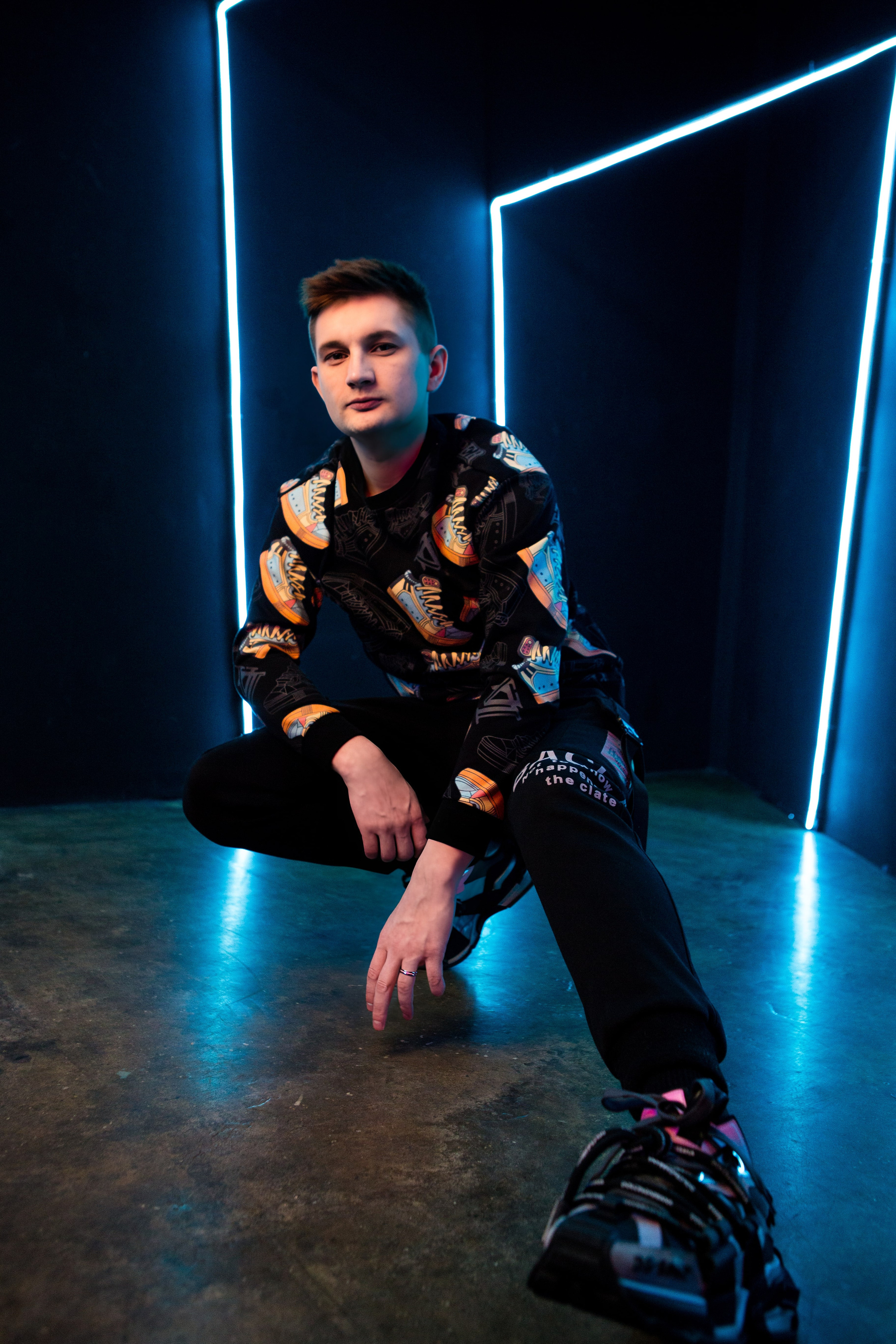 VLAD LIS | SINGER NEON. Фотограф Абакумова Анастасия