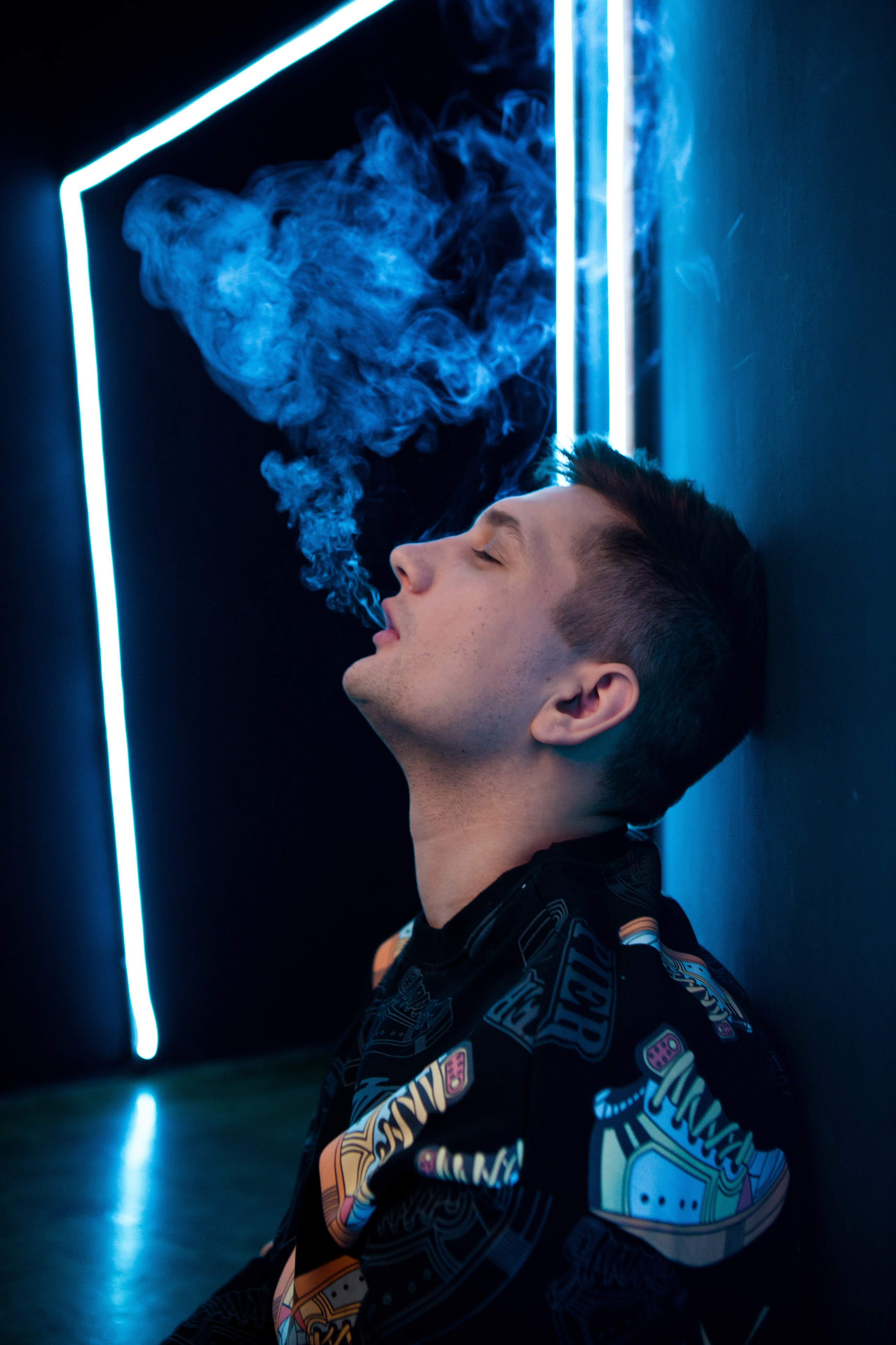 VLAD LIS | SINGER NEON. Фотограф Абакумова Анастасия