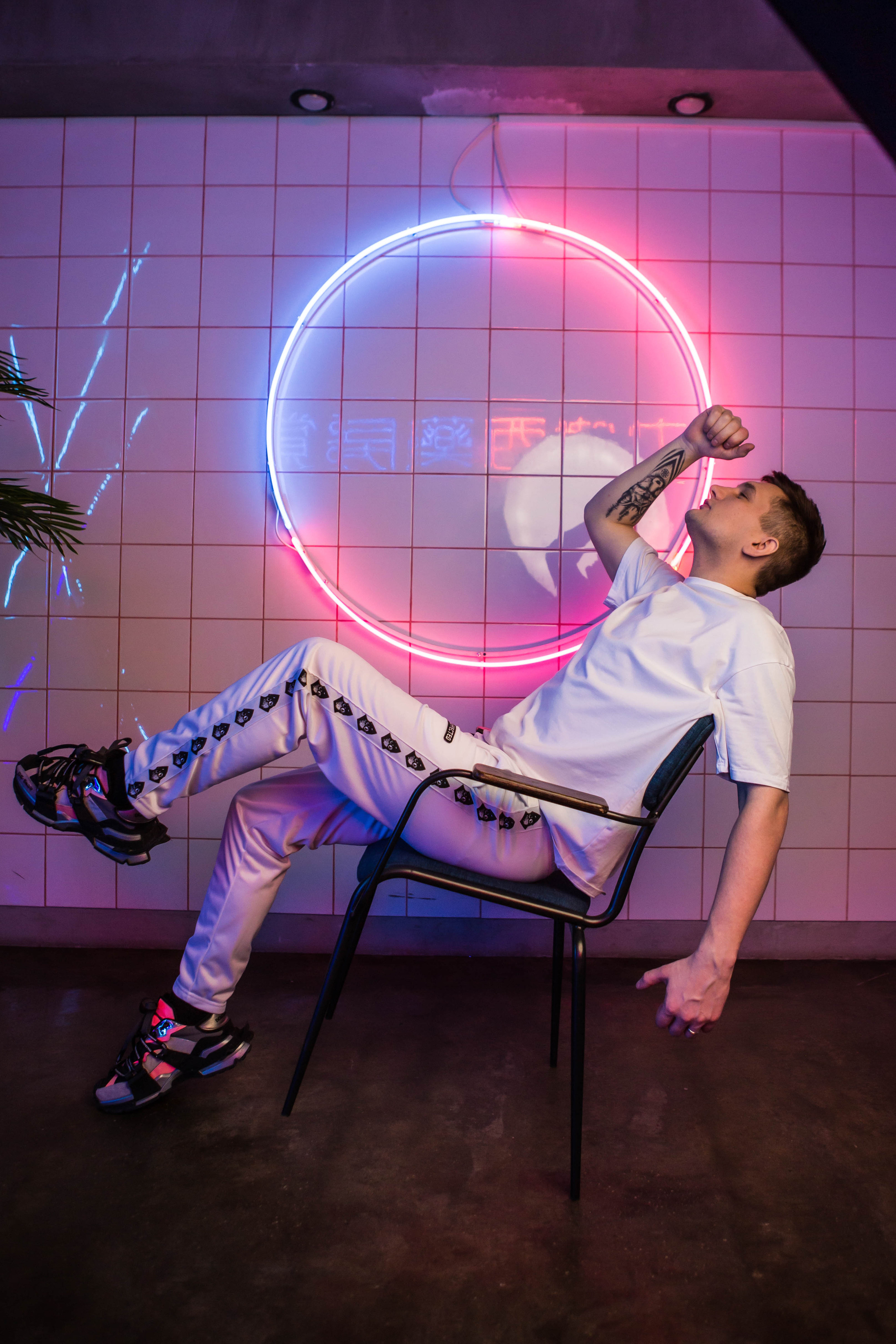 VLAD LIS | SINGER NEON. Фотограф Абакумова Анастасия