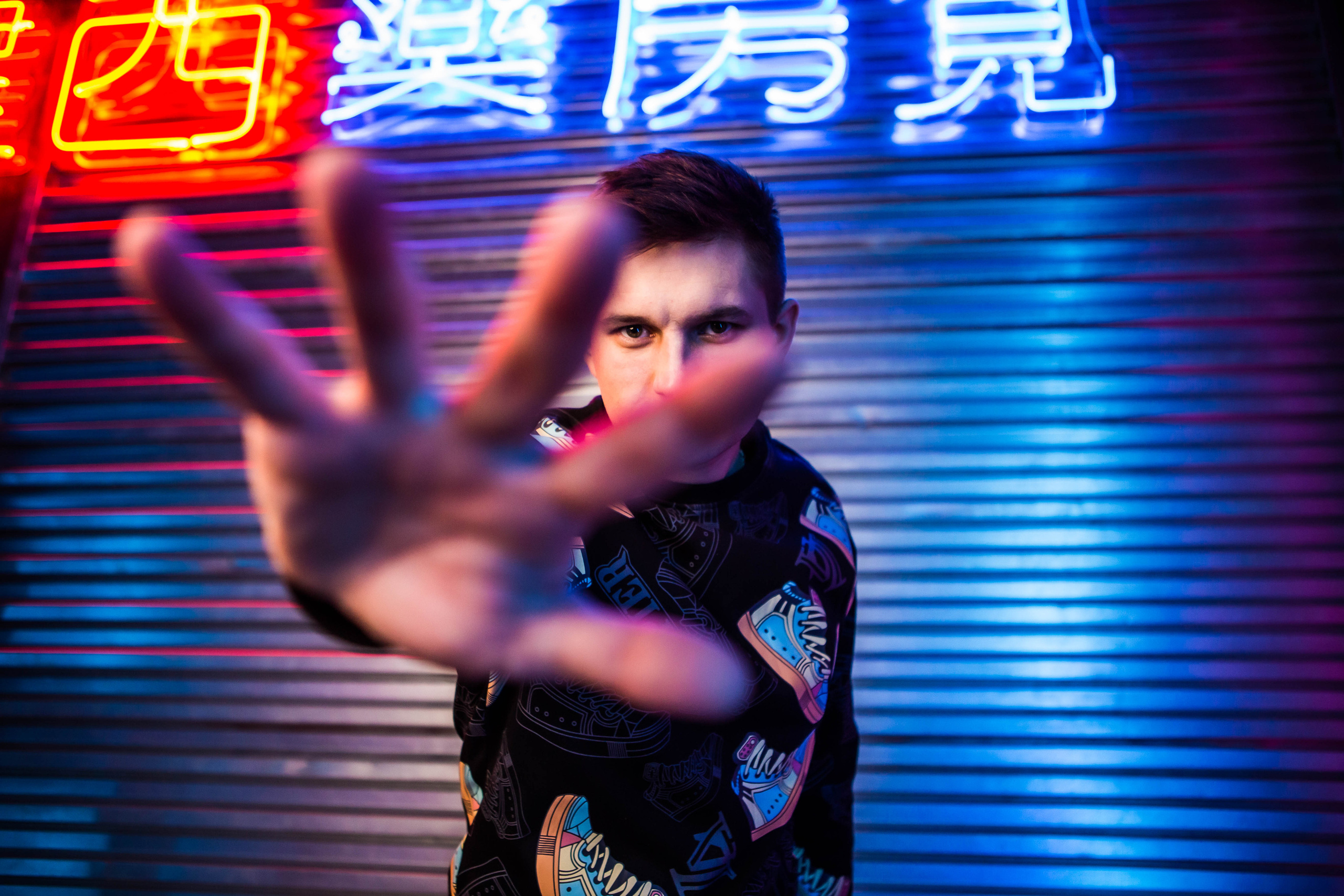 VLAD LIS | SINGER NEON. Фотограф Абакумова Анастасия