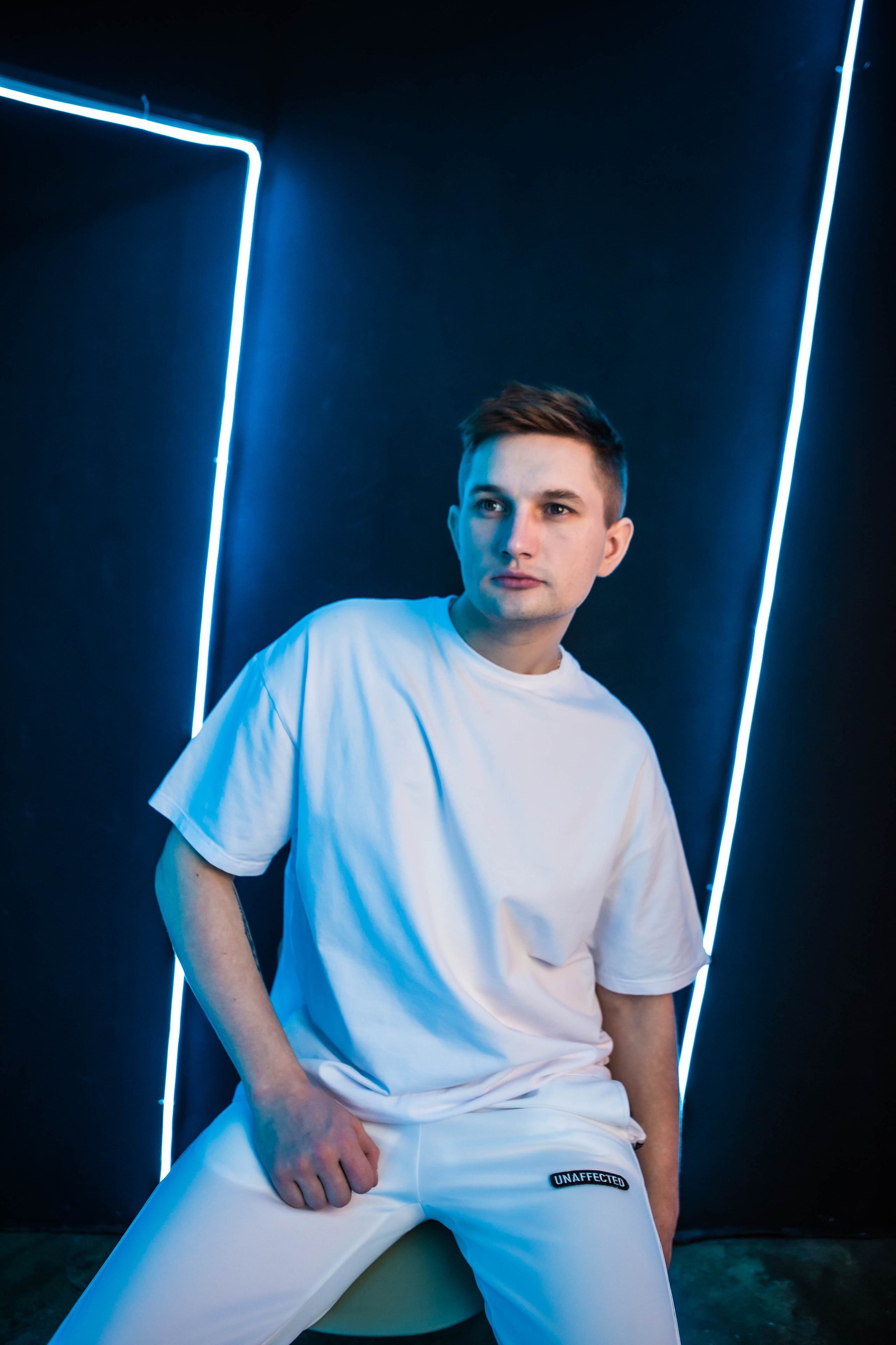 VLAD LIS | SINGER NEON. Фотограф Абакумова Анастасия