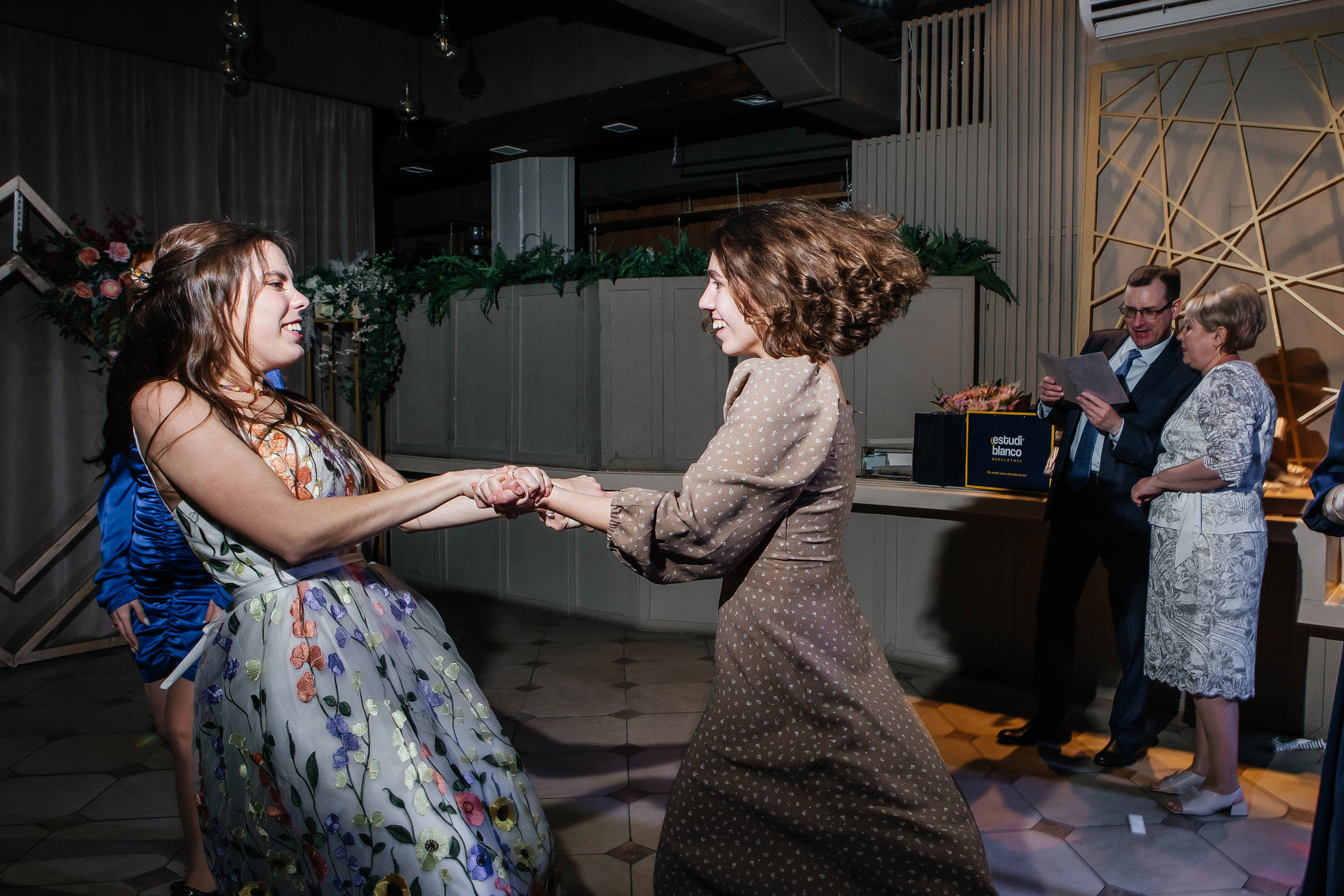 MARIA & NIKITA Банкет. Фотограф Абакумова Анастасия