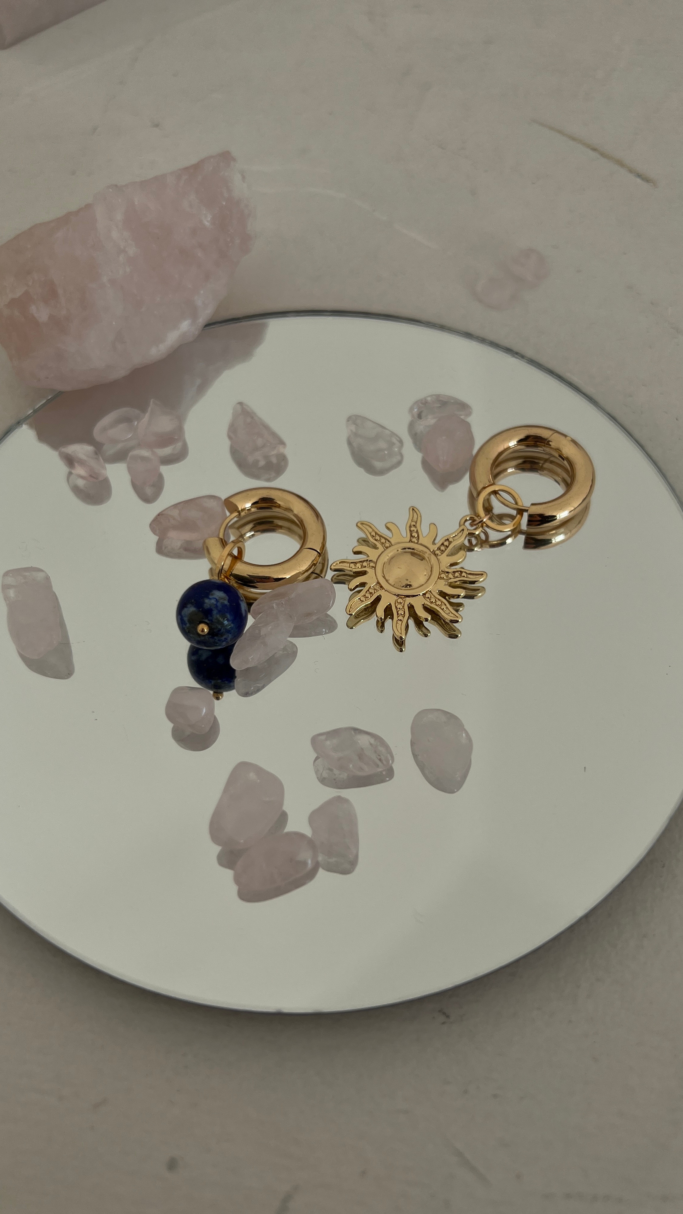 Контент | свечи, украшения. Фотограф Абакумова Анастасия