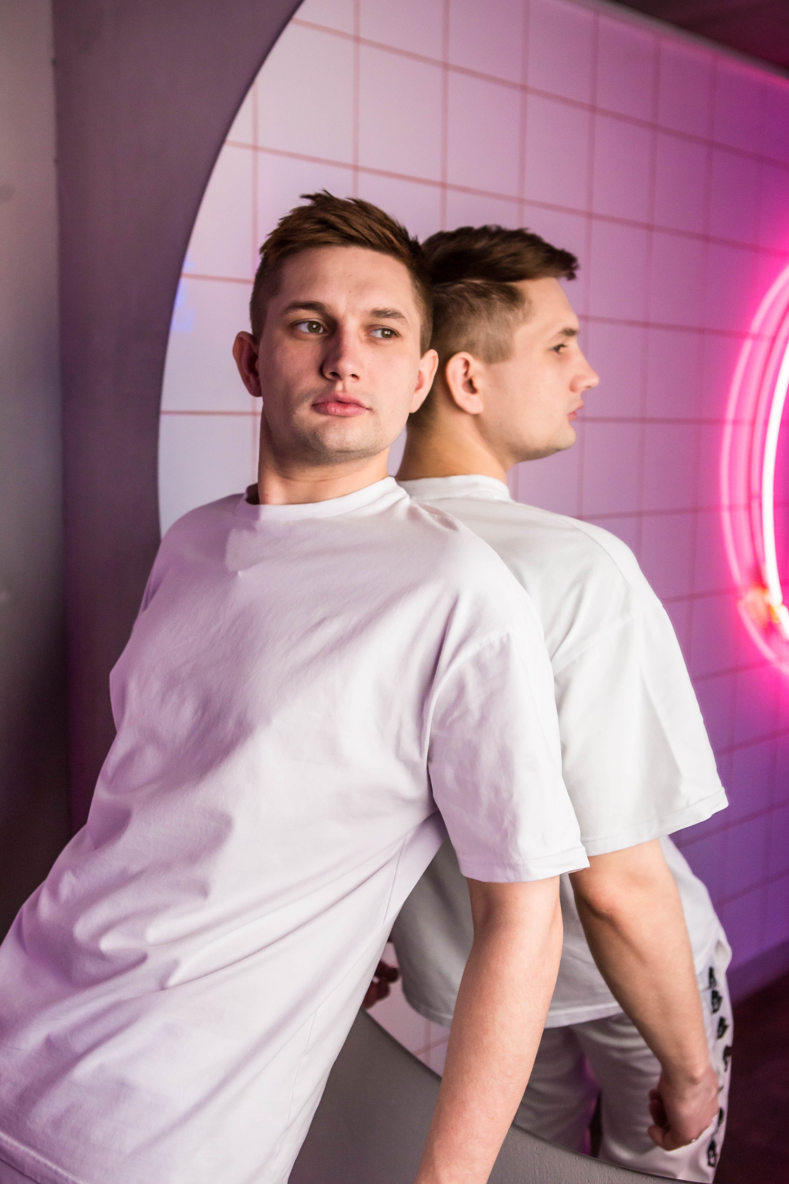 VLAD LIS | SINGER NEON. Фотограф Абакумова Анастасия