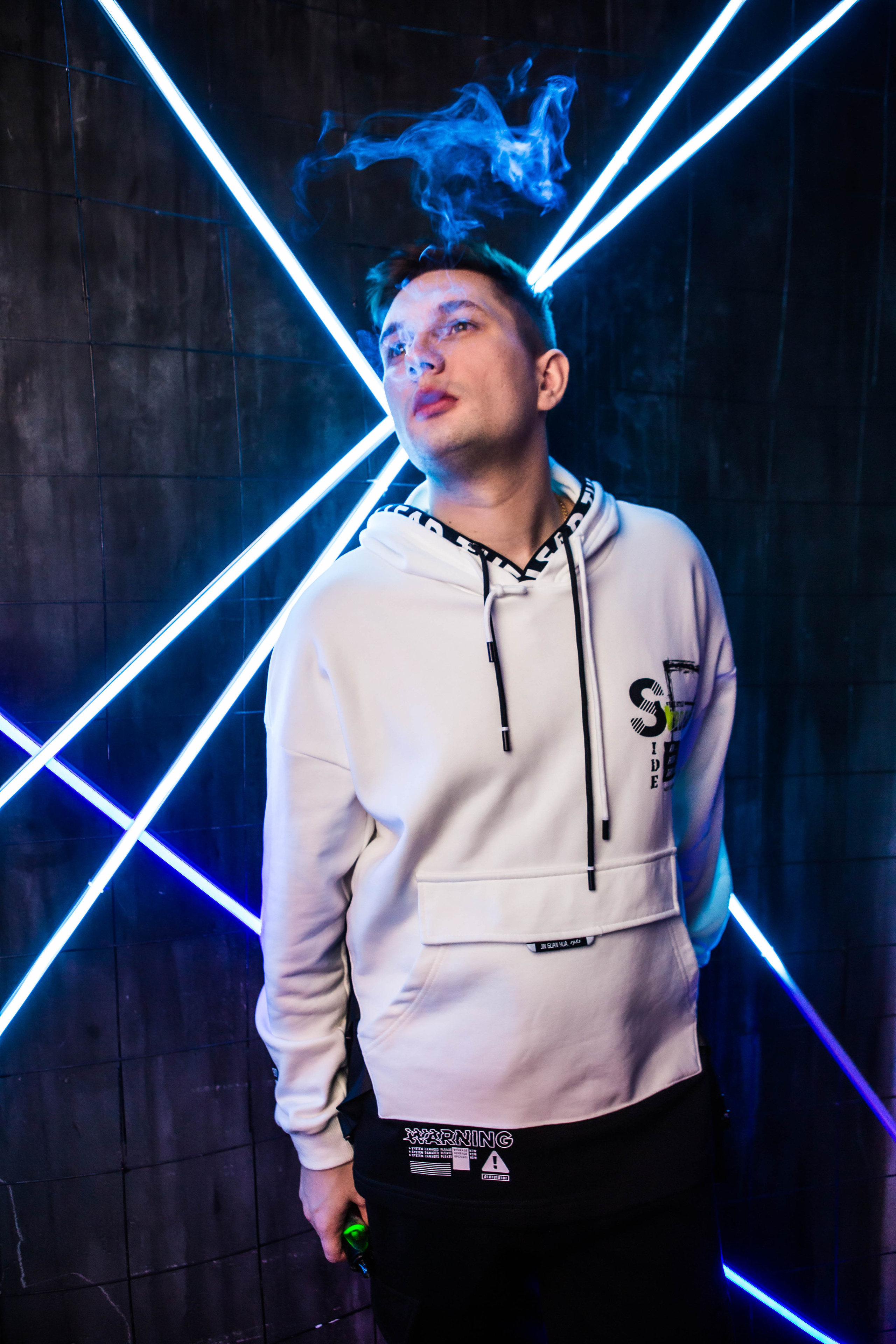 VLAD LIS | SINGER NEON. Фотограф Абакумова Анастасия