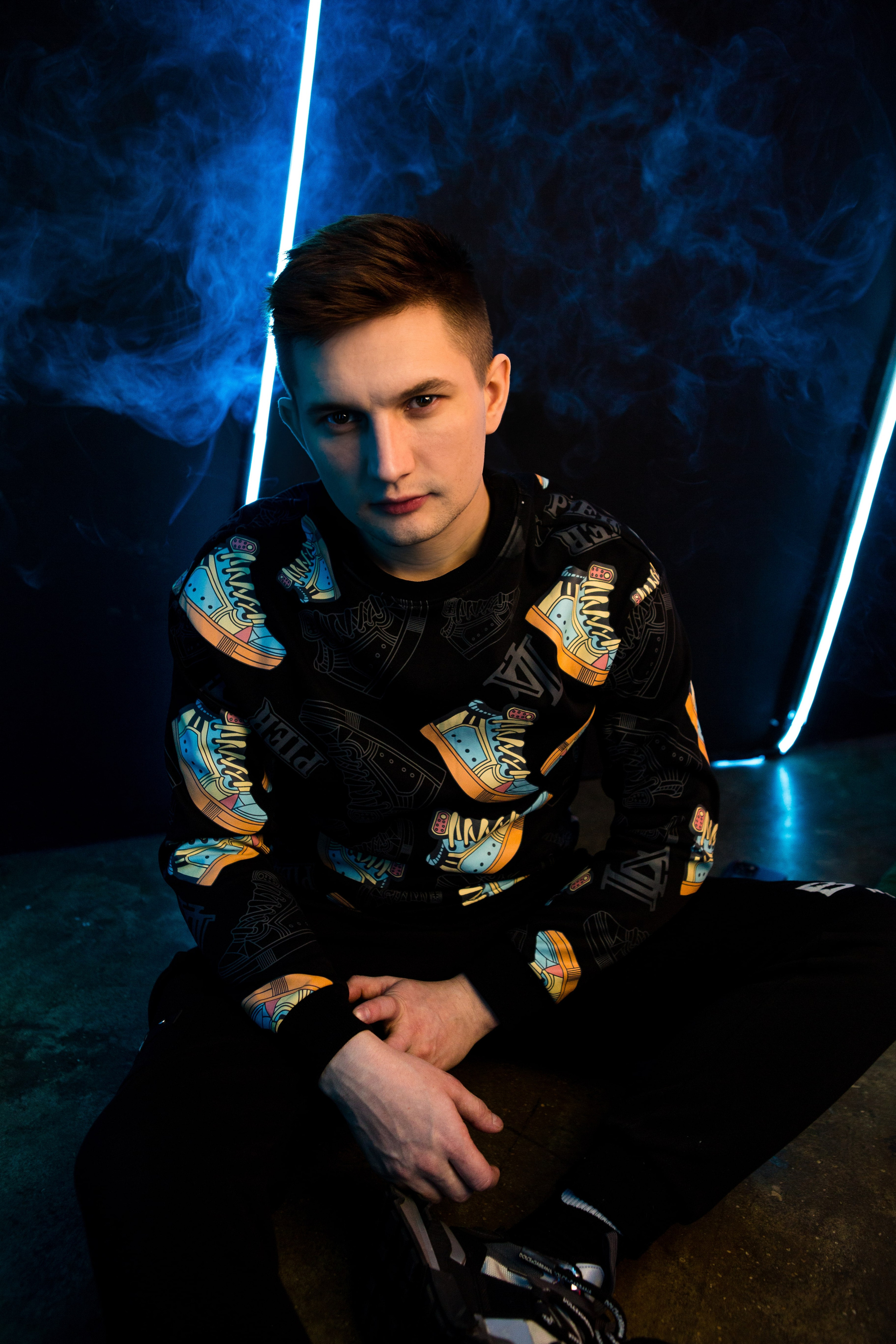 VLAD LIS | SINGER NEON. Фотограф Абакумова Анастасия