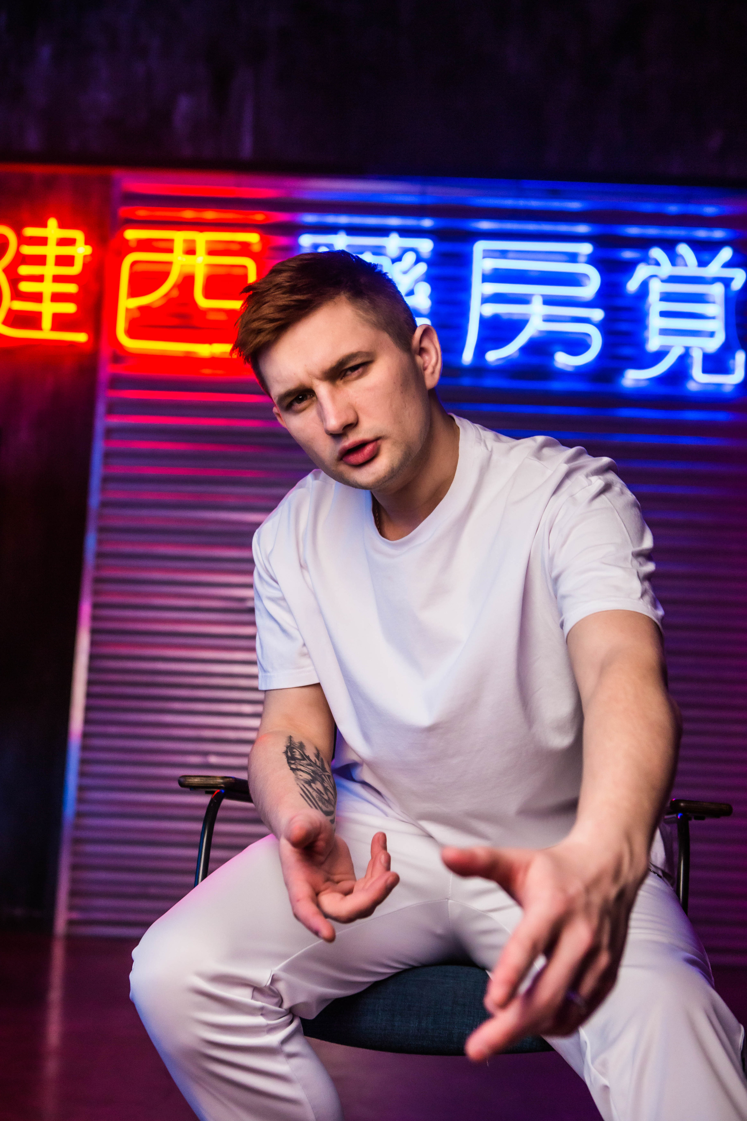 VLAD LIS | SINGER NEON. Фотограф Абакумова Анастасия