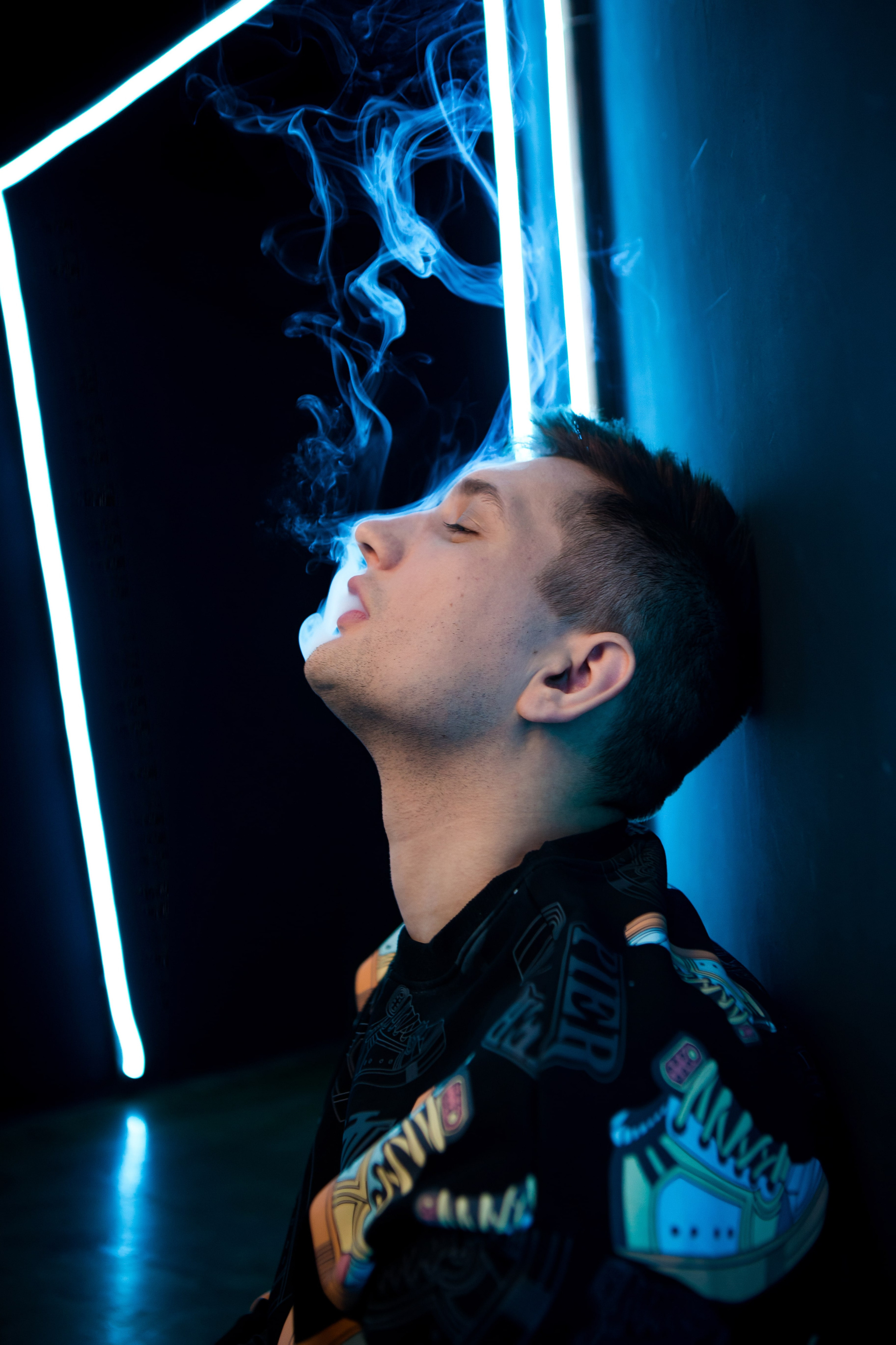 VLAD LIS | SINGER NEON. Фотограф Абакумова Анастасия