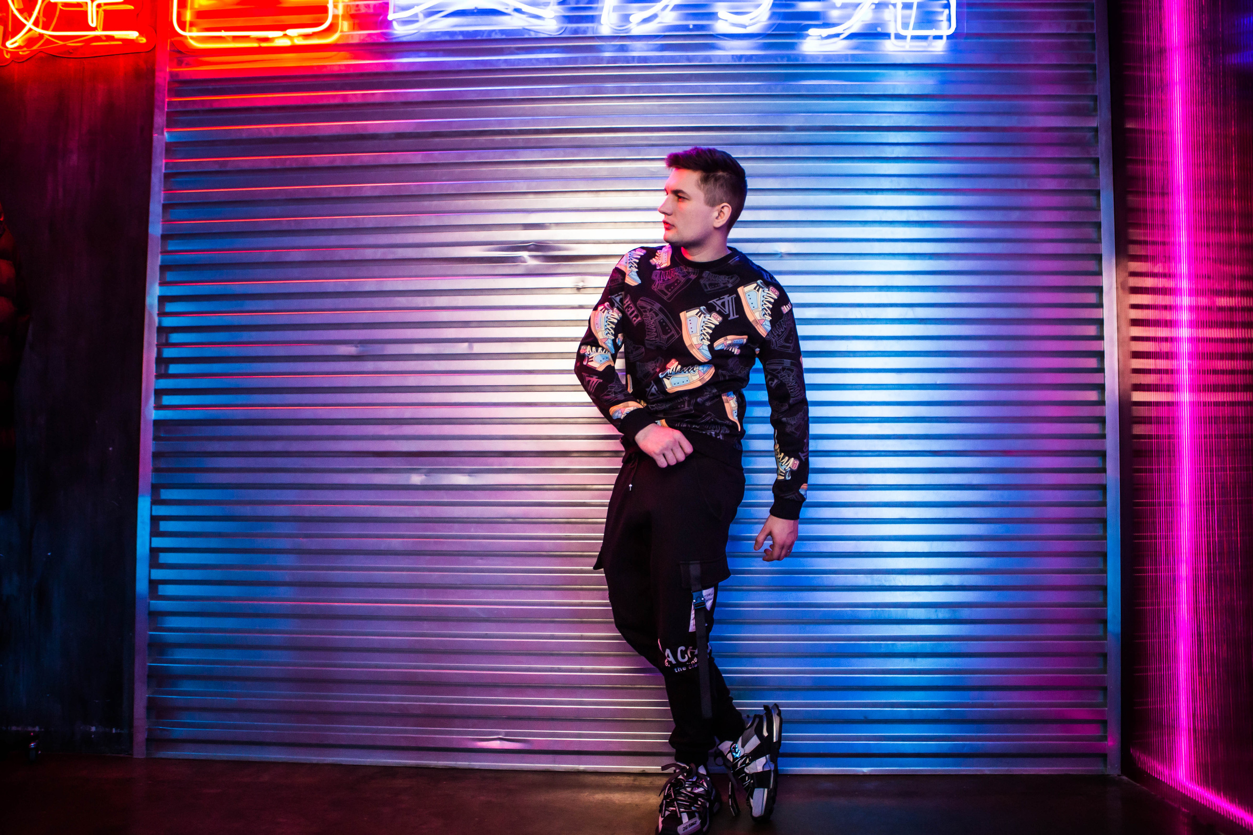 VLAD LIS | SINGER NEON. Фотограф Абакумова Анастасия