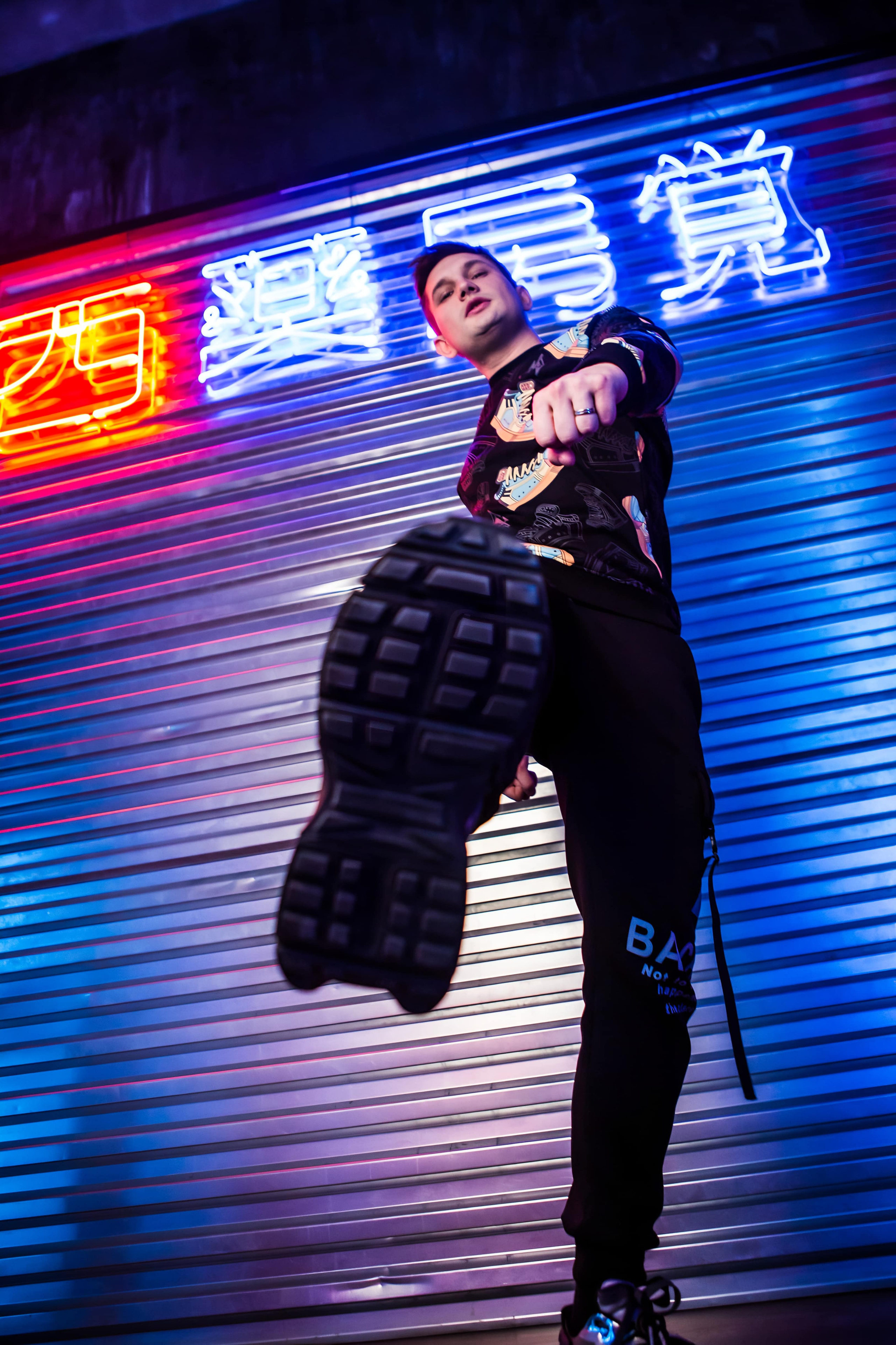 VLAD LIS | SINGER NEON. Фотограф Абакумова Анастасия