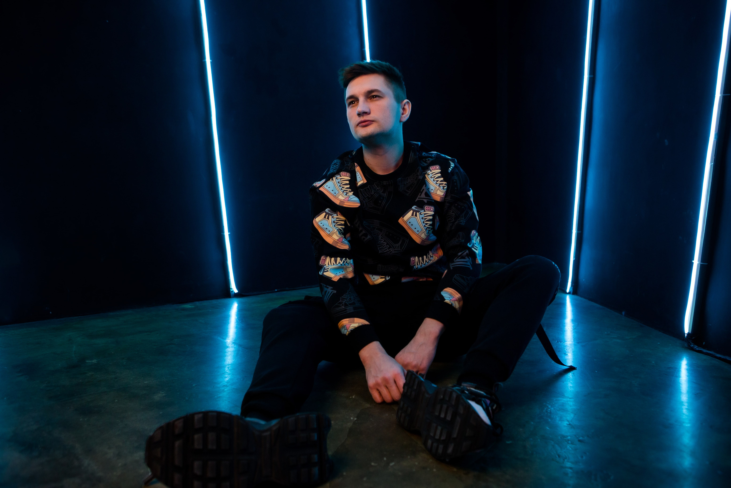 VLAD LIS | SINGER NEON. Фотограф Абакумова Анастасия