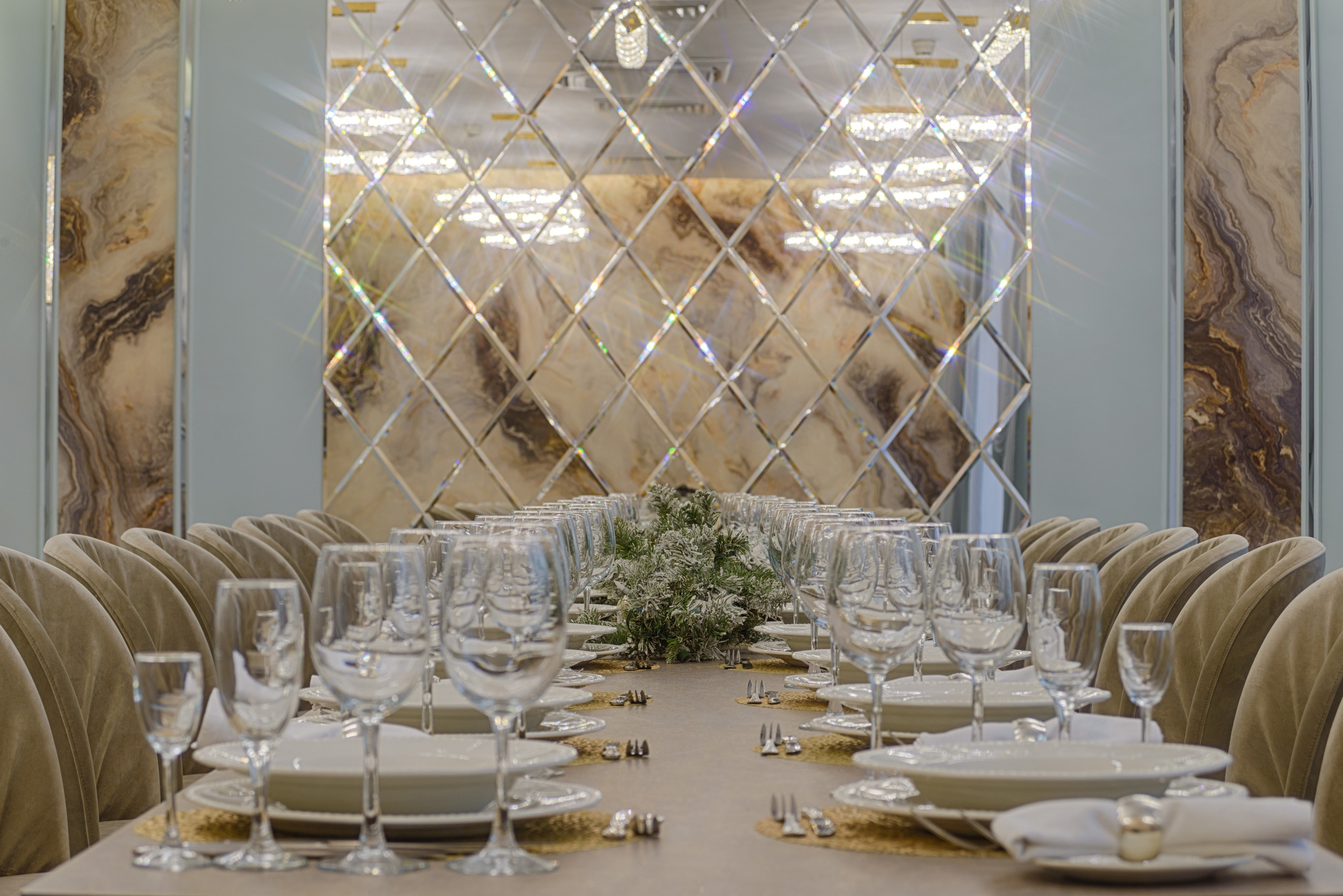 Hotel «Viktoriya». Фотограф Платон Македонский