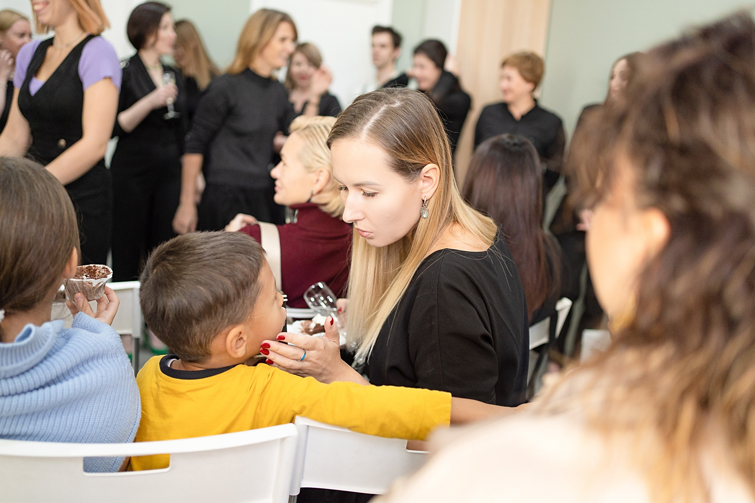 Академия цвета-салон красоты. Главная