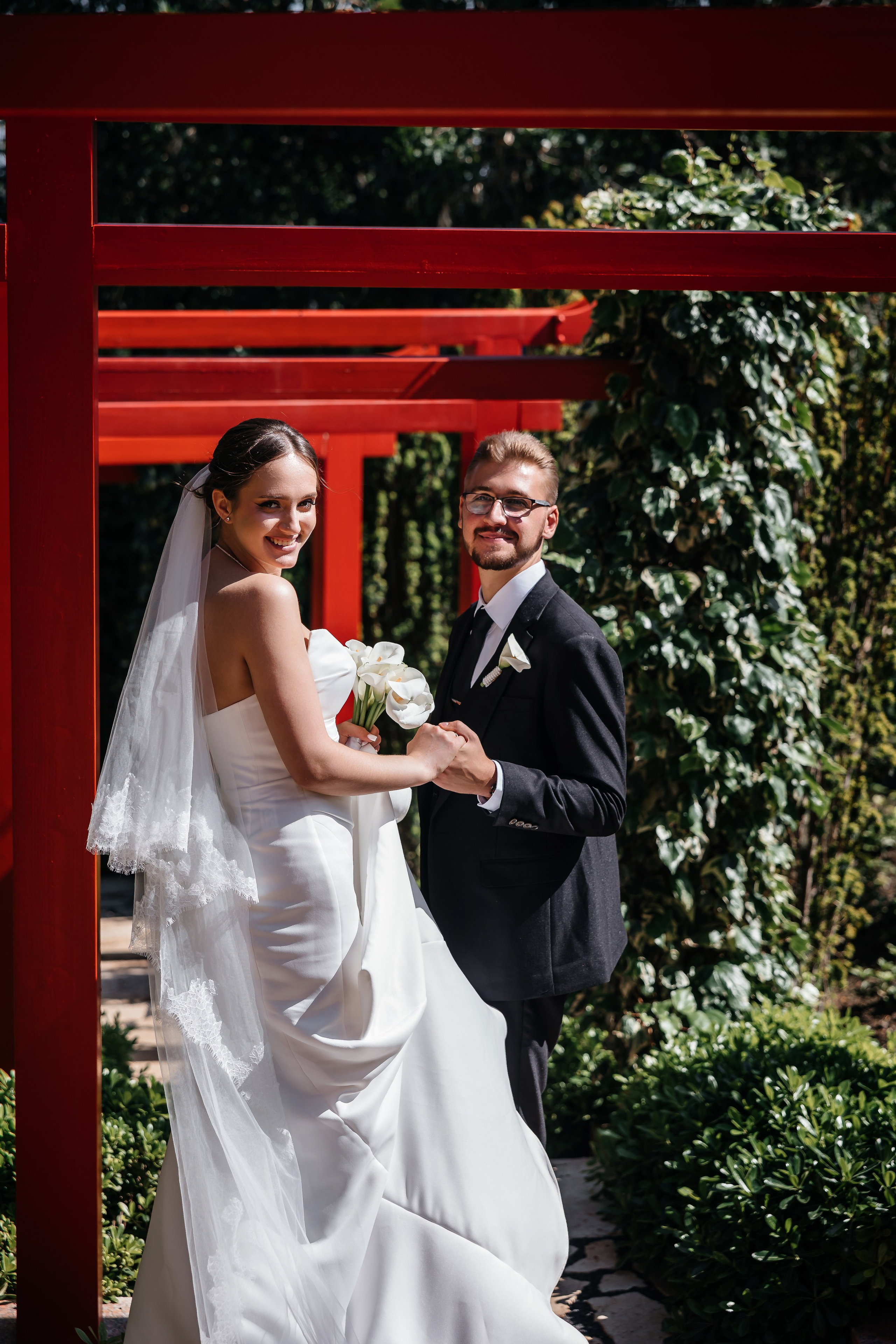 Анонс свадьбы Иры и Никиты. Прогулка в отеле Крымский Бриз. Свадебный фотограф в Крыму и Севастополе Ольга Баскакова