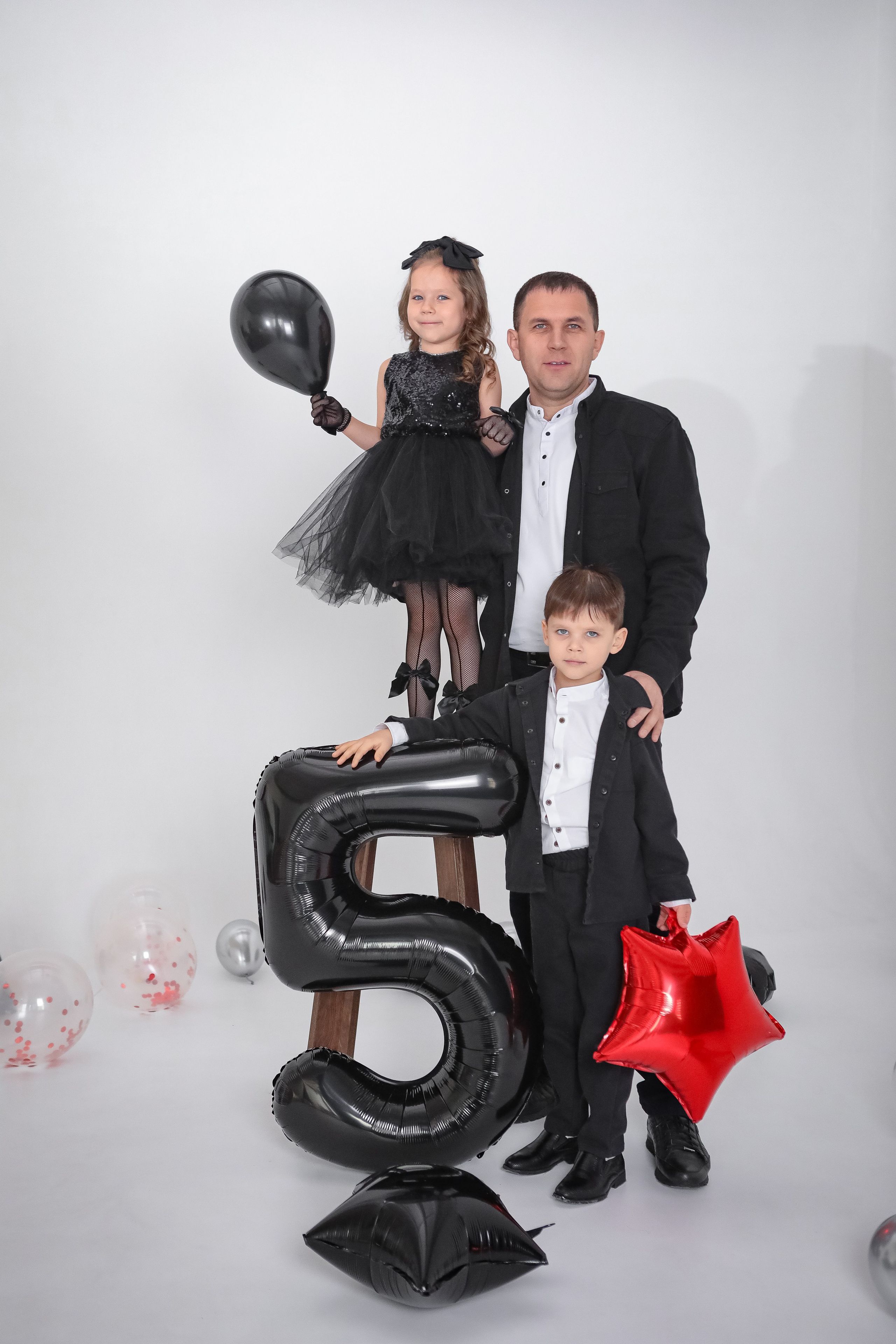 НОВОГОДНИЕ ФОТОСЕССИИ 2025-2026. Фотограф г. Хабаровск. Семейные и индивидуальные съёмки