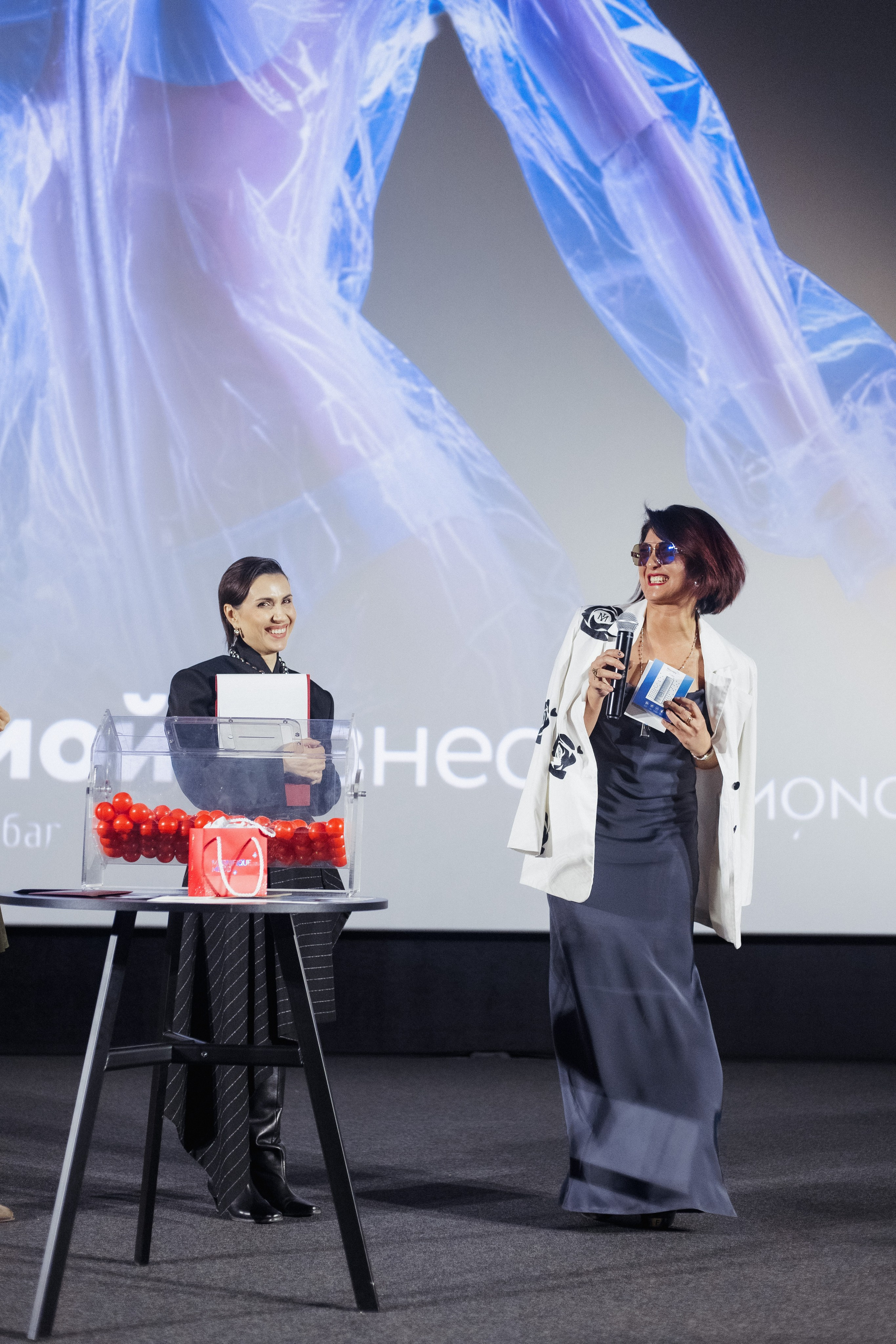 ФЭШН КОНФА. СВОИ. ФОТООТЧЕТЫ-СОБЫТИЯ-МЕСТА