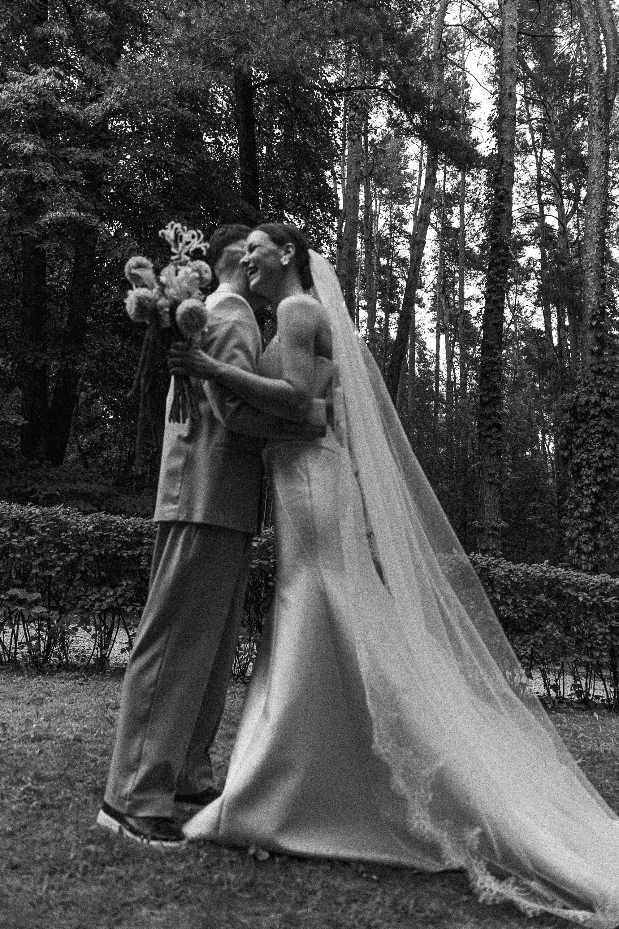 Свадьбная фотосессия в отеле Кронон (Гродно, Беларусь). Свадебный и семейный фотограф Виолетта Сидельникова. Краснодар, Россия, Беларусь, Европа