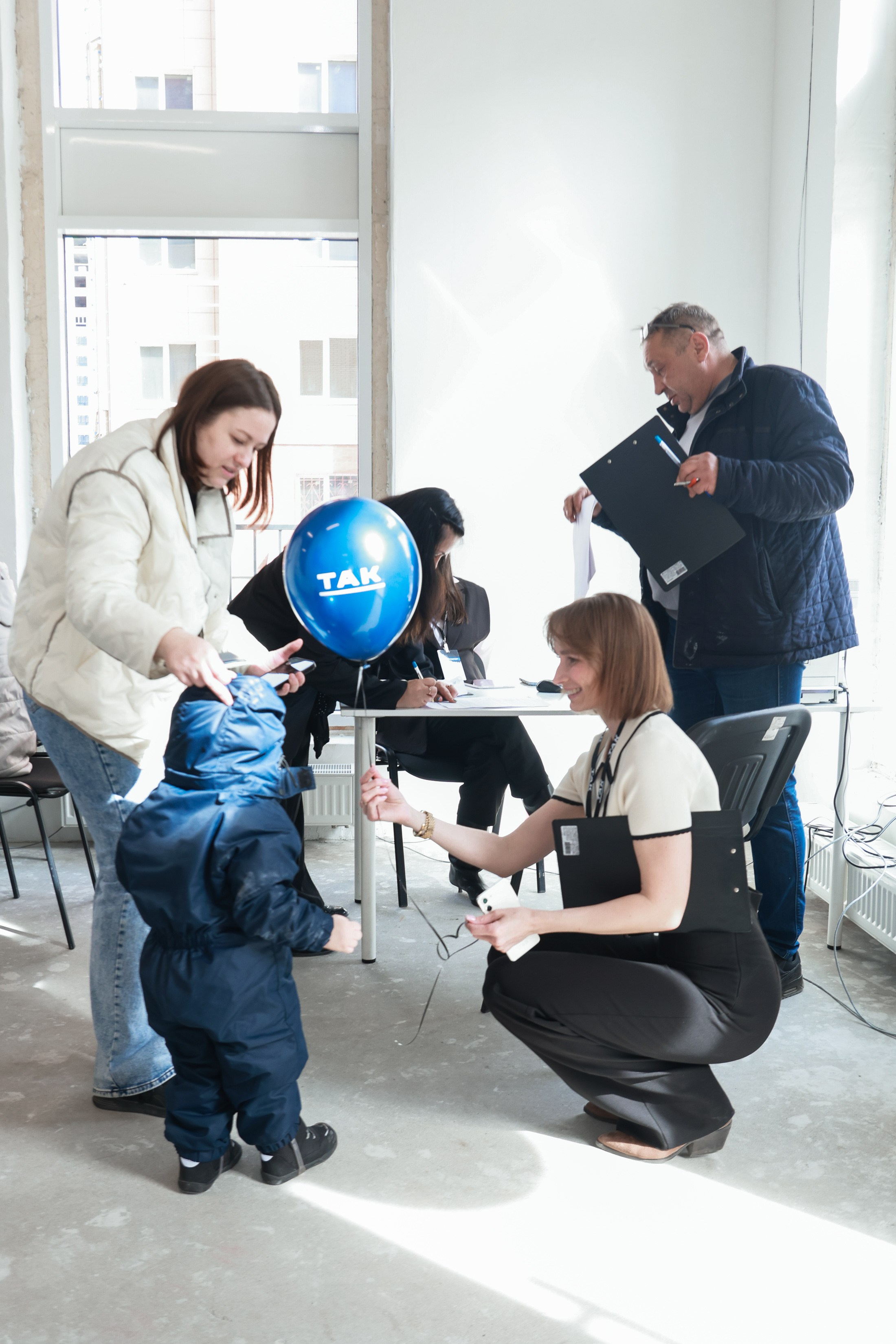 Выдача ключей Кварталы Телецентра 19I56. Фотограф Юлия Мальцева