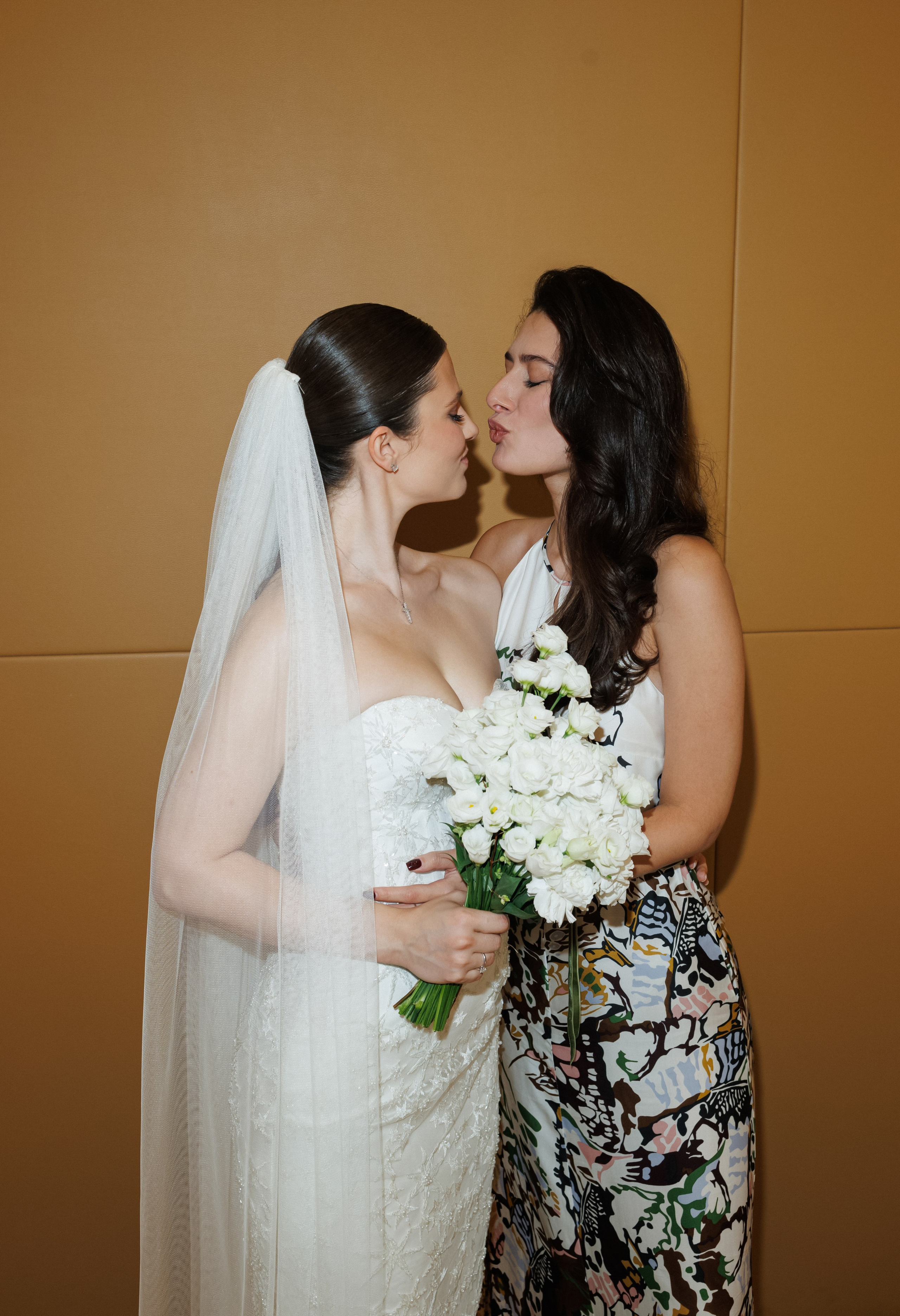 Петя & Каролина. RETOUCH-HOUSE