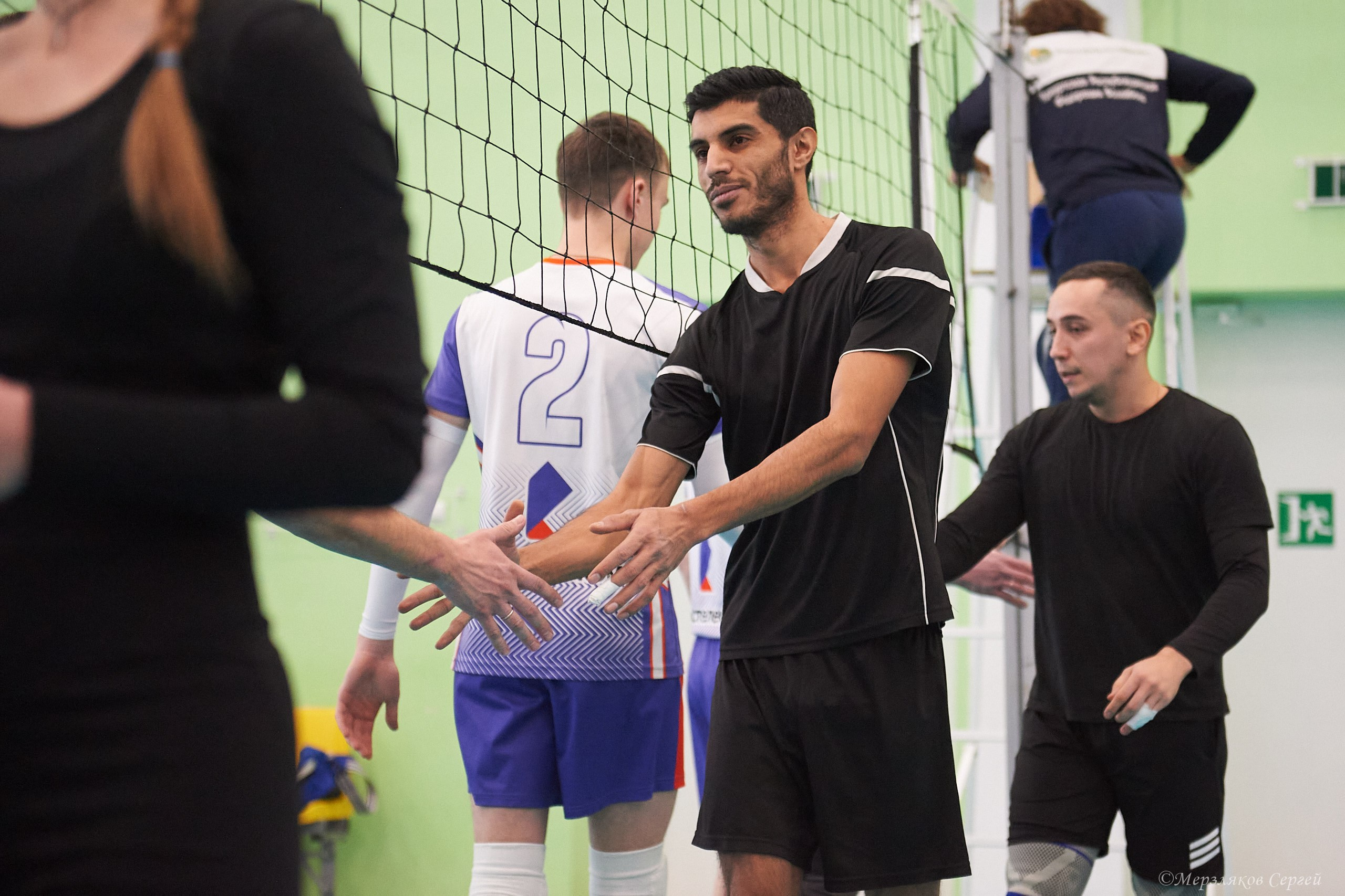 Новогодний волейбольный турнир. Ижевск. 16.12.23. Спортивный репортажный фотограф в Ижевске Сергей Мерзляков